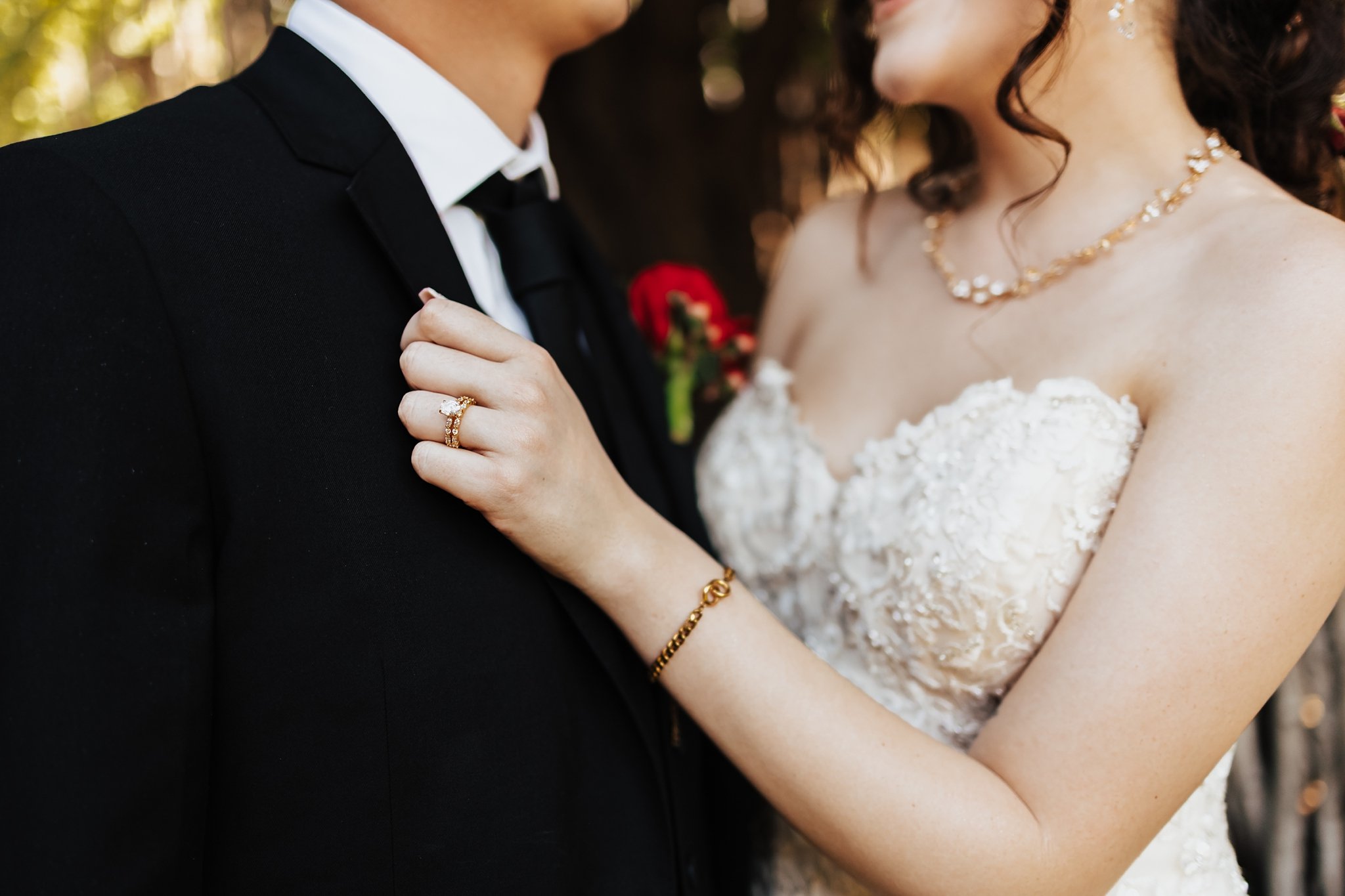 Alicia+lucia+photography+-+taos+wedding+-+backyard+wedding+-+angel+fire+wedding_0061.jpg