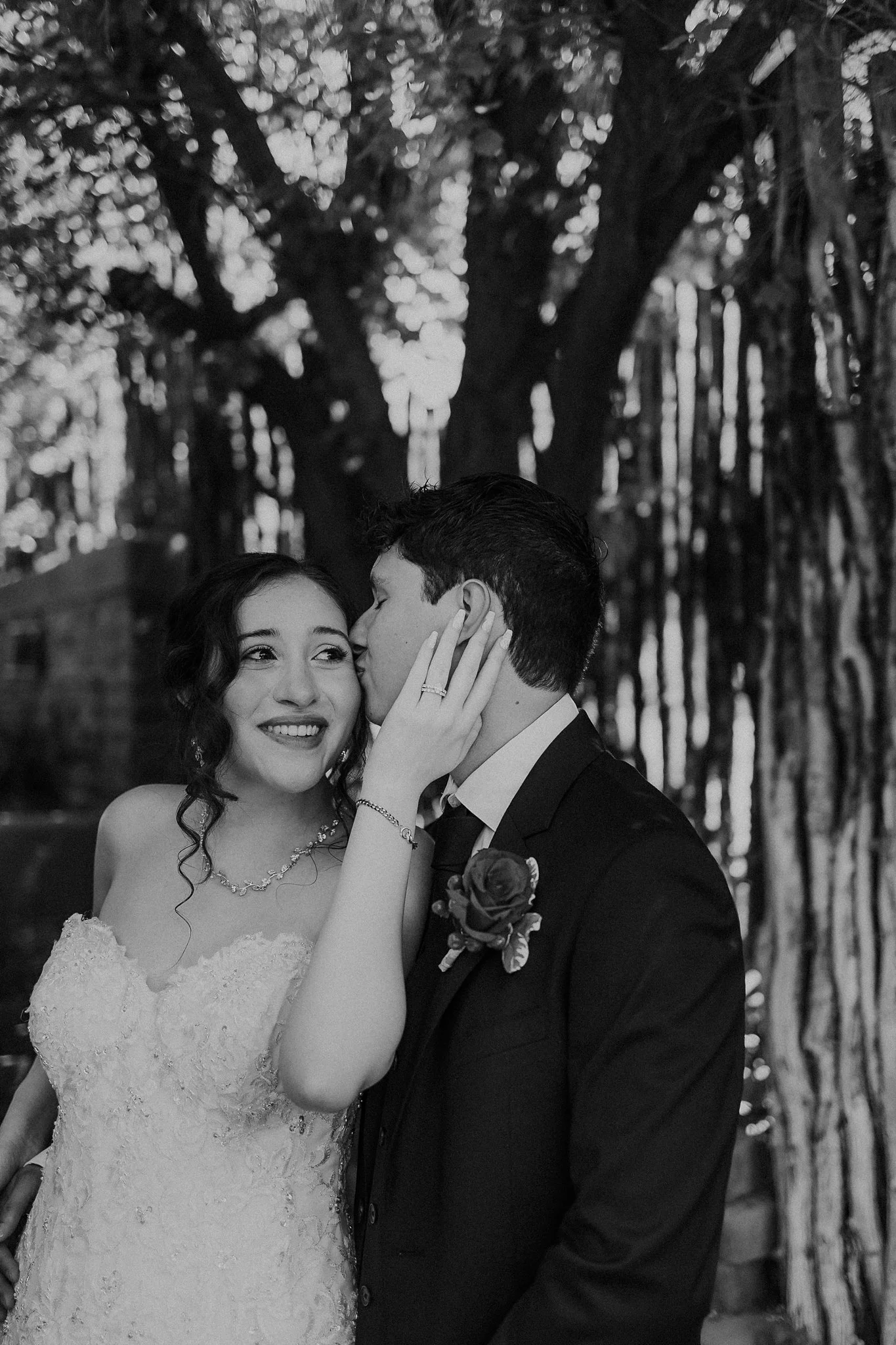 Alicia+lucia+photography+-+taos+wedding+-+backyard+wedding+-+angel+fire+wedding_0065.jpg