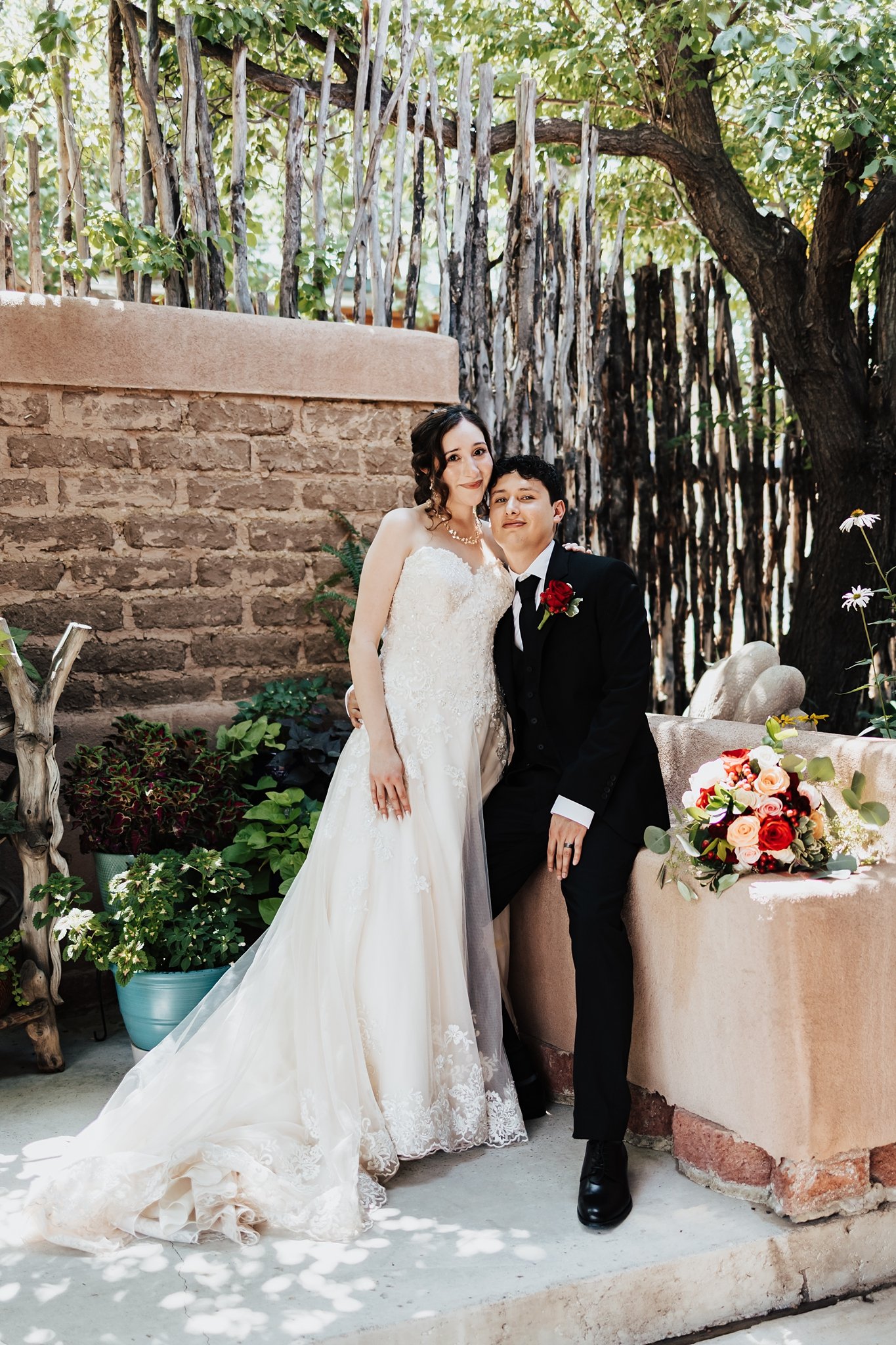 Alicia+lucia+photography+-+taos+wedding+-+backyard+wedding+-+angel+fire+wedding_0069.jpg