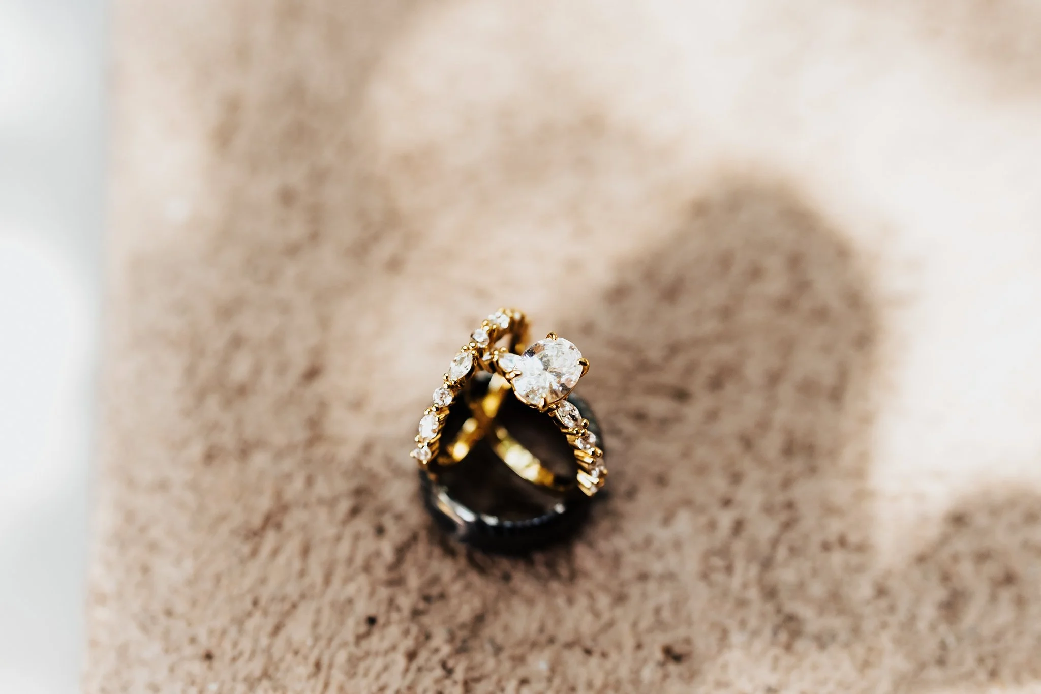 Alicia+lucia+photography+-+taos+wedding+-+backyard+wedding+-+angel+fire+wedding_0097.jpg