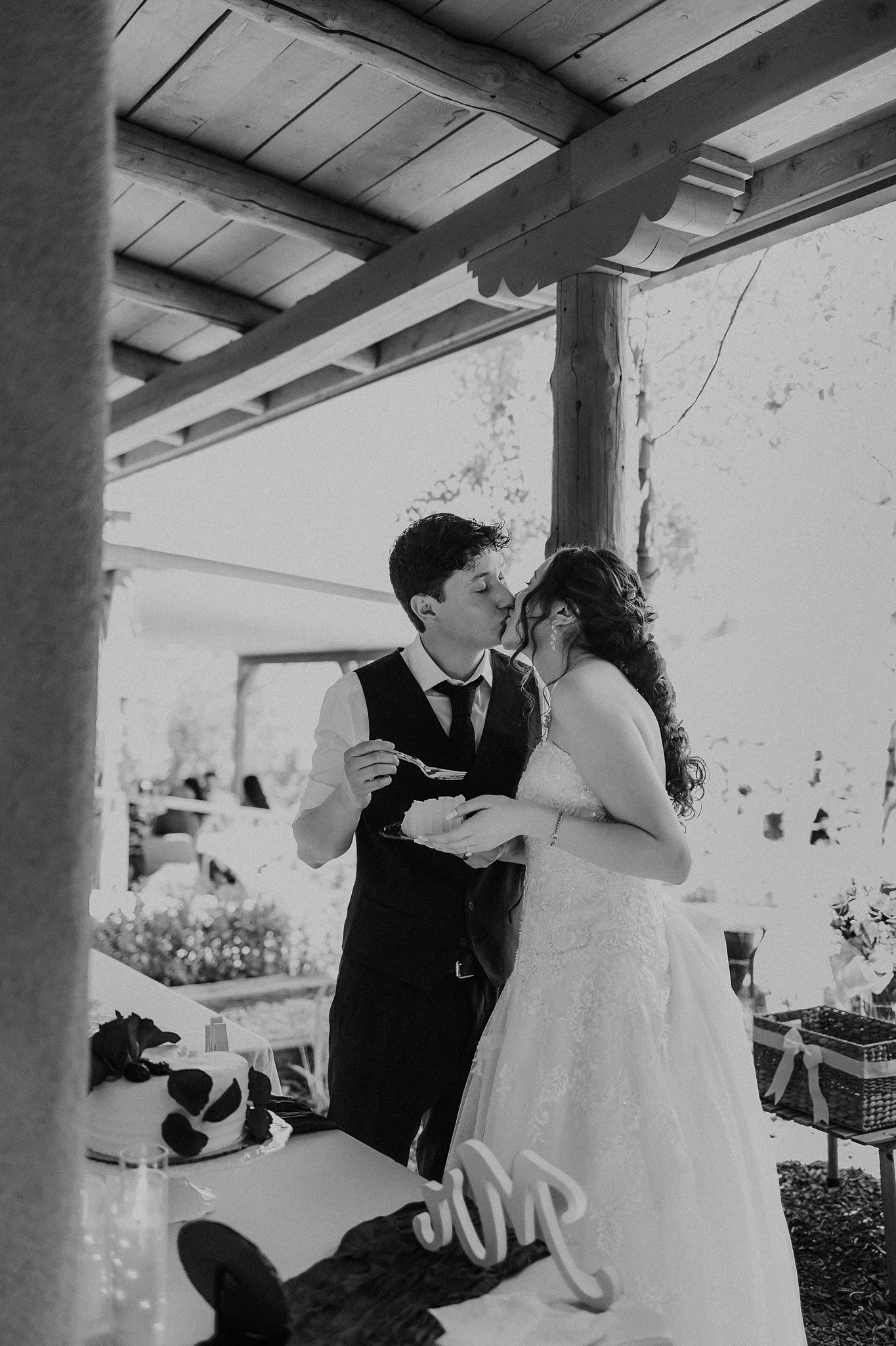 Alicia+lucia+photography+-+taos+wedding+-+backyard+wedding+-+angel+fire+wedding_0105.jpg