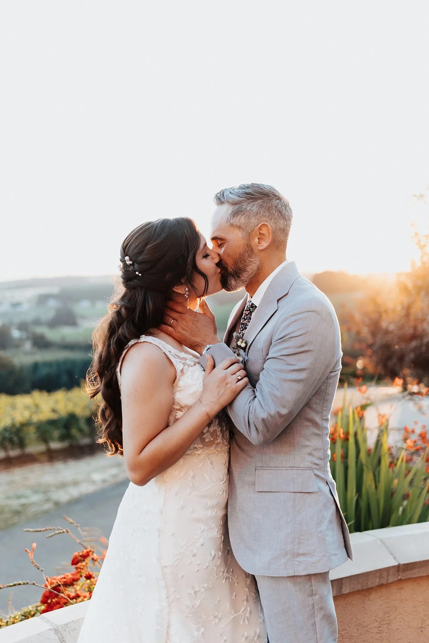 Alicia+lucia+photography+-+oregon+wedding+-+portland+wedding+-+willamette+valley+vineyards_0096.jpg