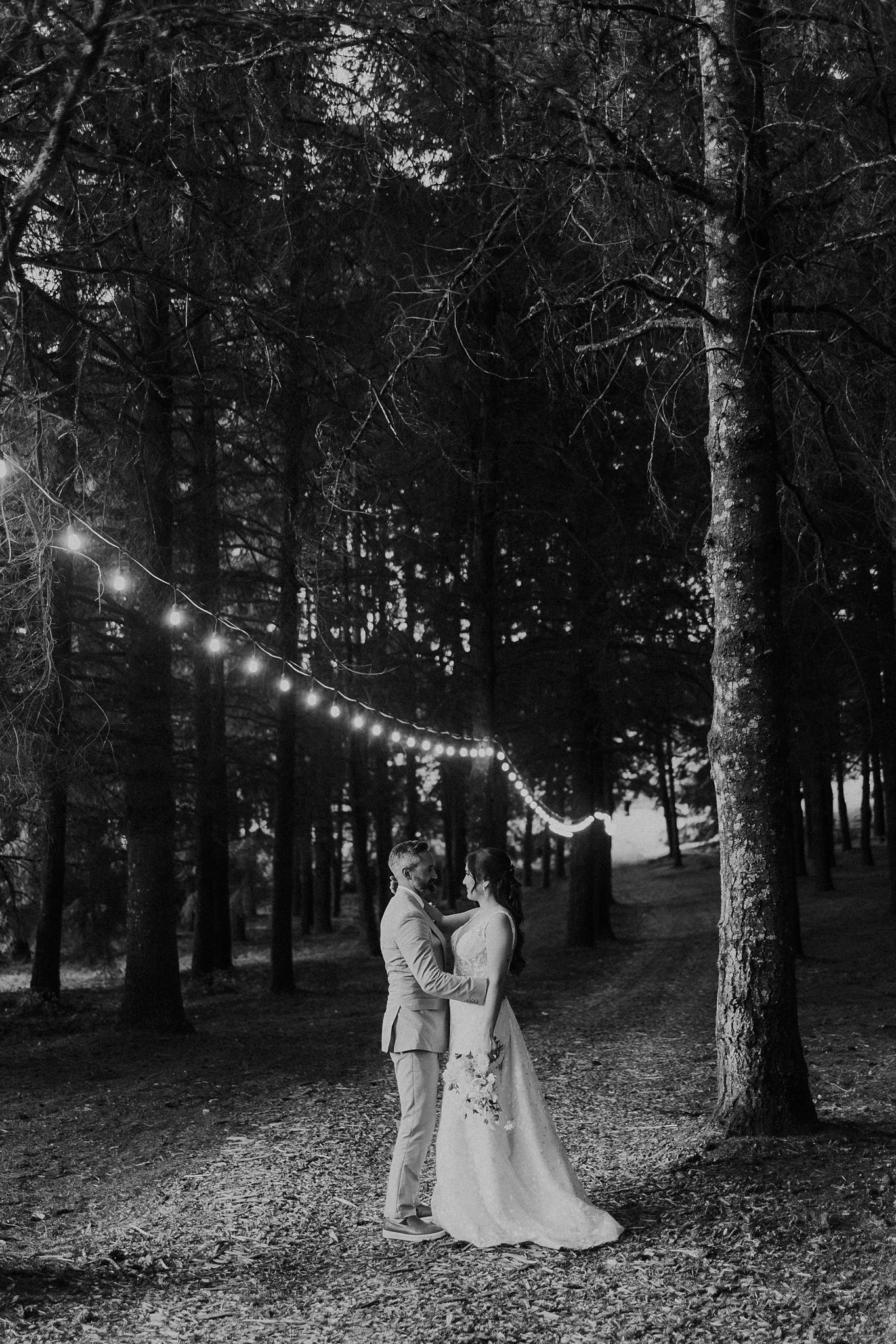 Alicia+lucia+photography+-+oregon+wedding+-+portland+wedding+-+willamette+valley+vineyards_0143.jpg