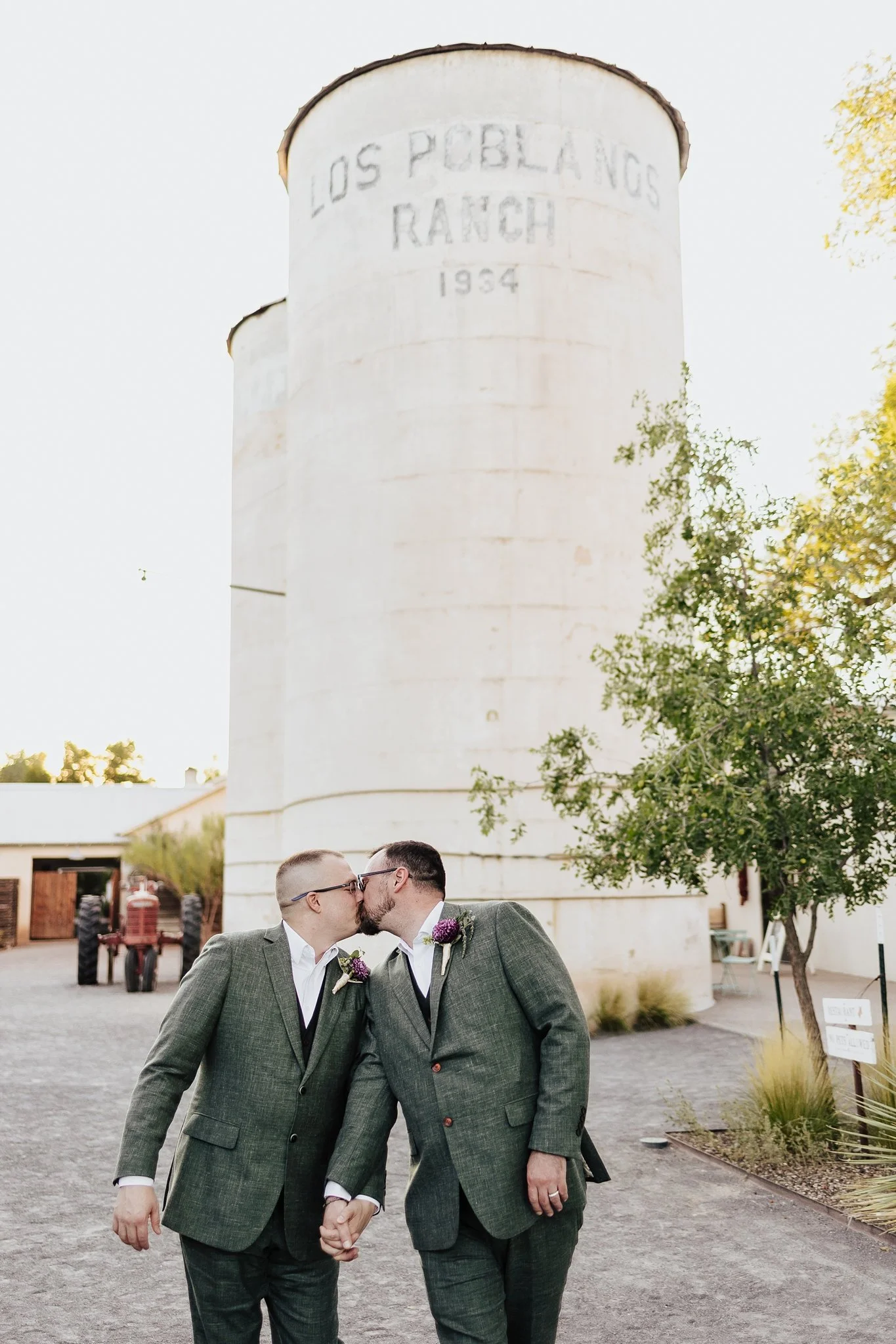 Alicia+lucia+photography+-+los+poblanos+-+los+poblanos+wedding+-+lgbtq+wedding+-+los+poblanos+elopement_0046.jpg