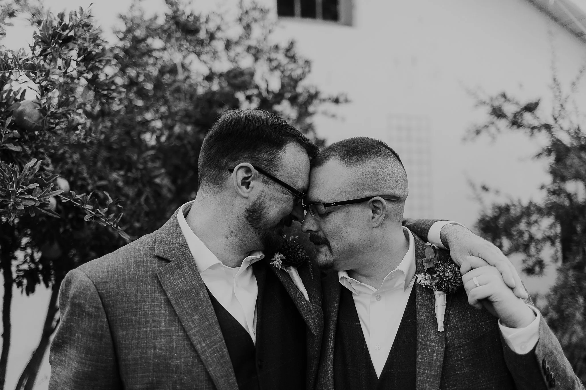 Alicia+lucia+photography+-+los+poblanos+-+los+poblanos+wedding+-+lgbtq+wedding+-+los+poblanos+elopement_0051.jpg