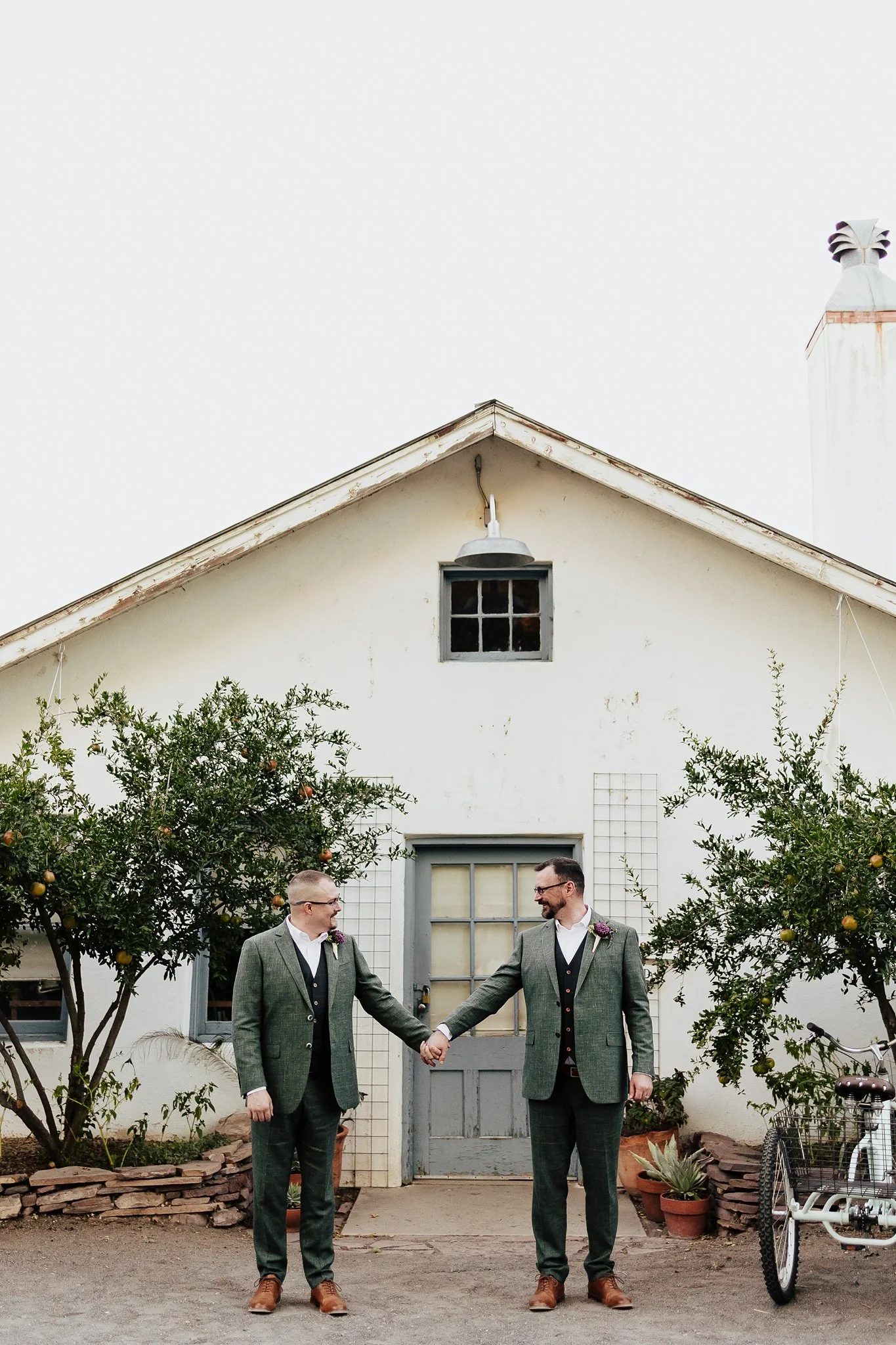 Alicia+lucia+photography+-+los+poblanos+-+los+poblanos+wedding+-+lgbtq+wedding+-+los+poblanos+elopement_0052.jpg