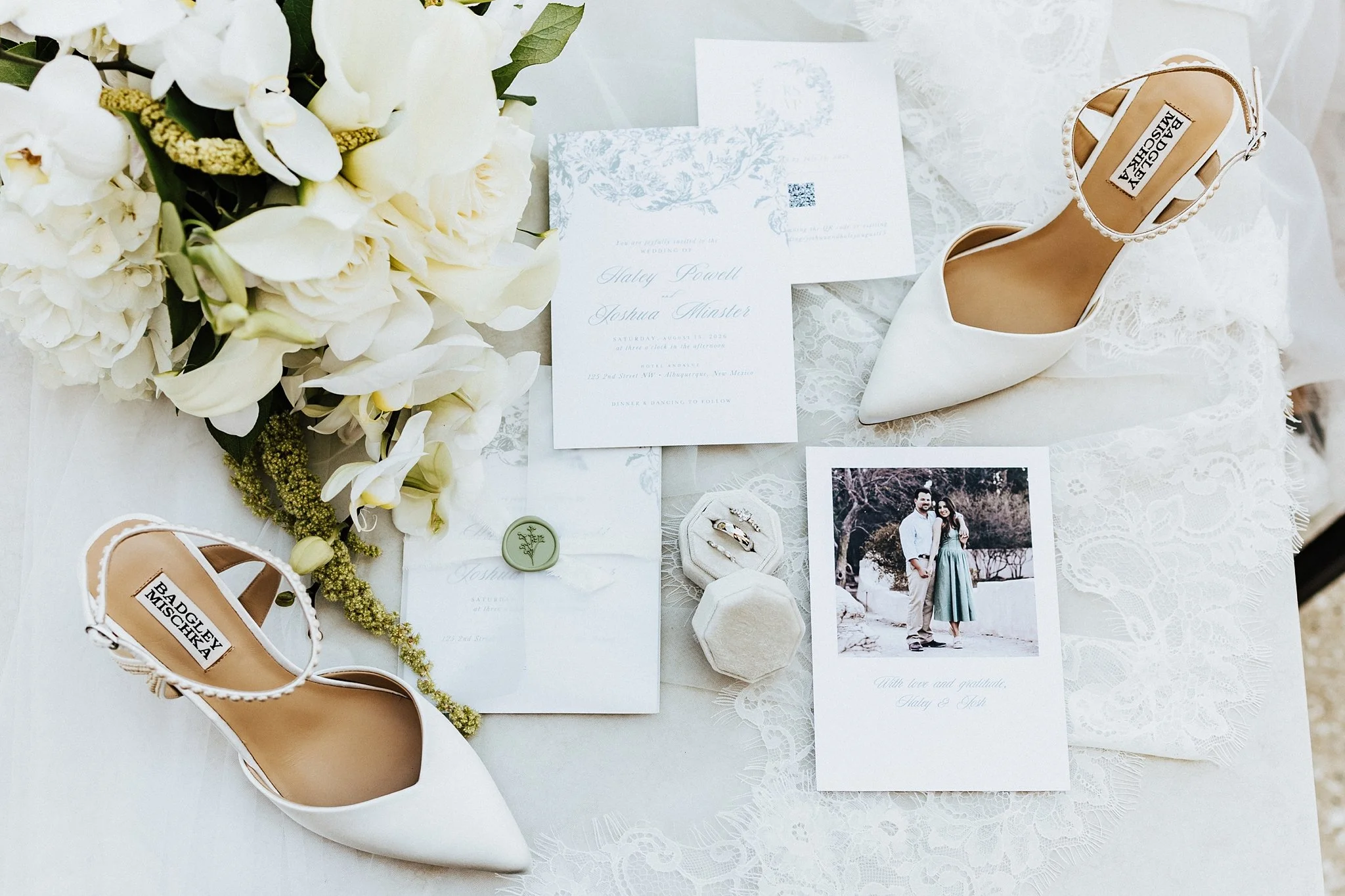 Alicia+lucia+photography+-+hotel+anadluz+-+hotel+andaluz+wedding+-+downtown+albuquerque+wedding_0004.jpg