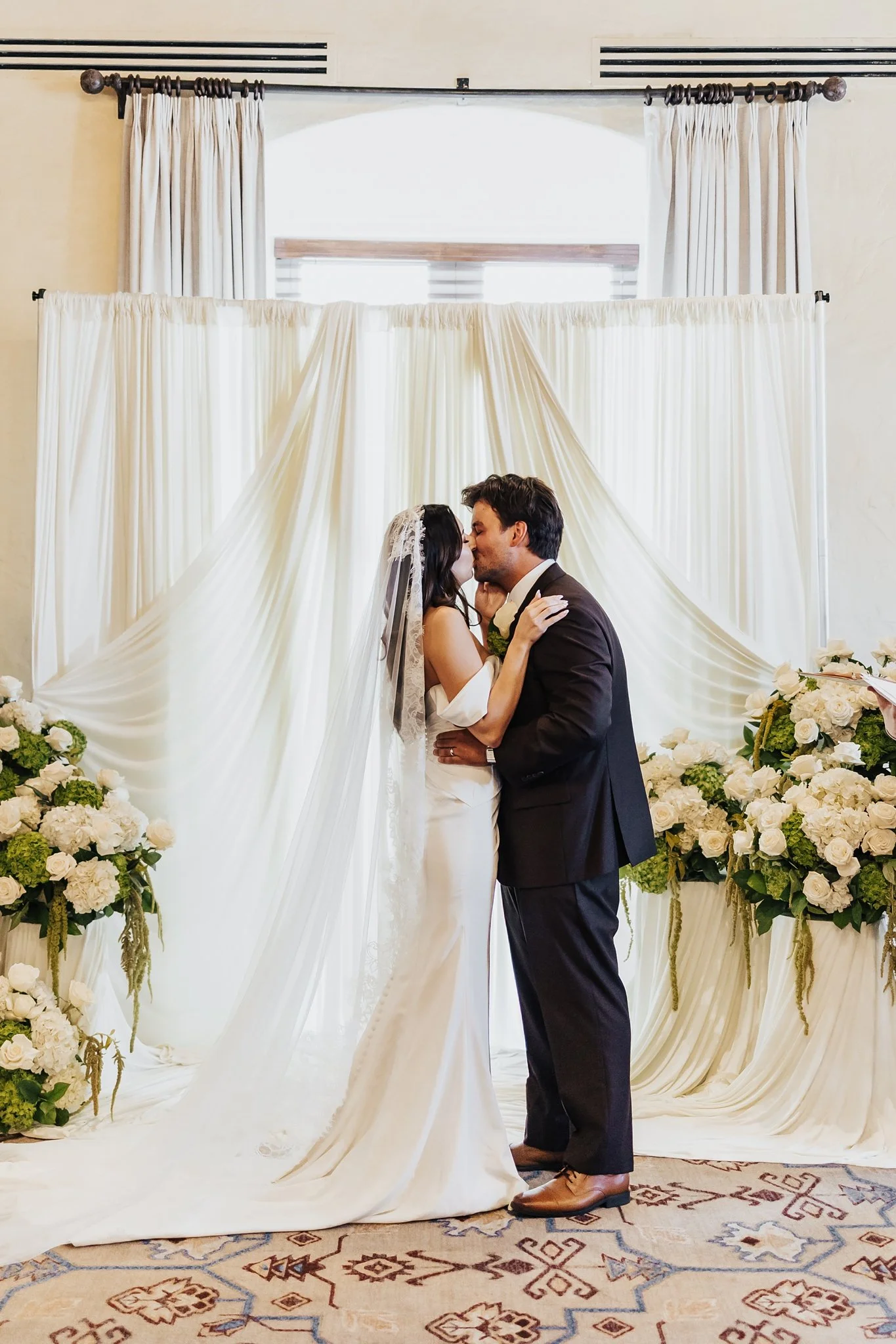 Alicia+lucia+photography+-+hotel+anadluz+-+hotel+andaluz+wedding+-+downtown+albuquerque+wedding_0069.jpg