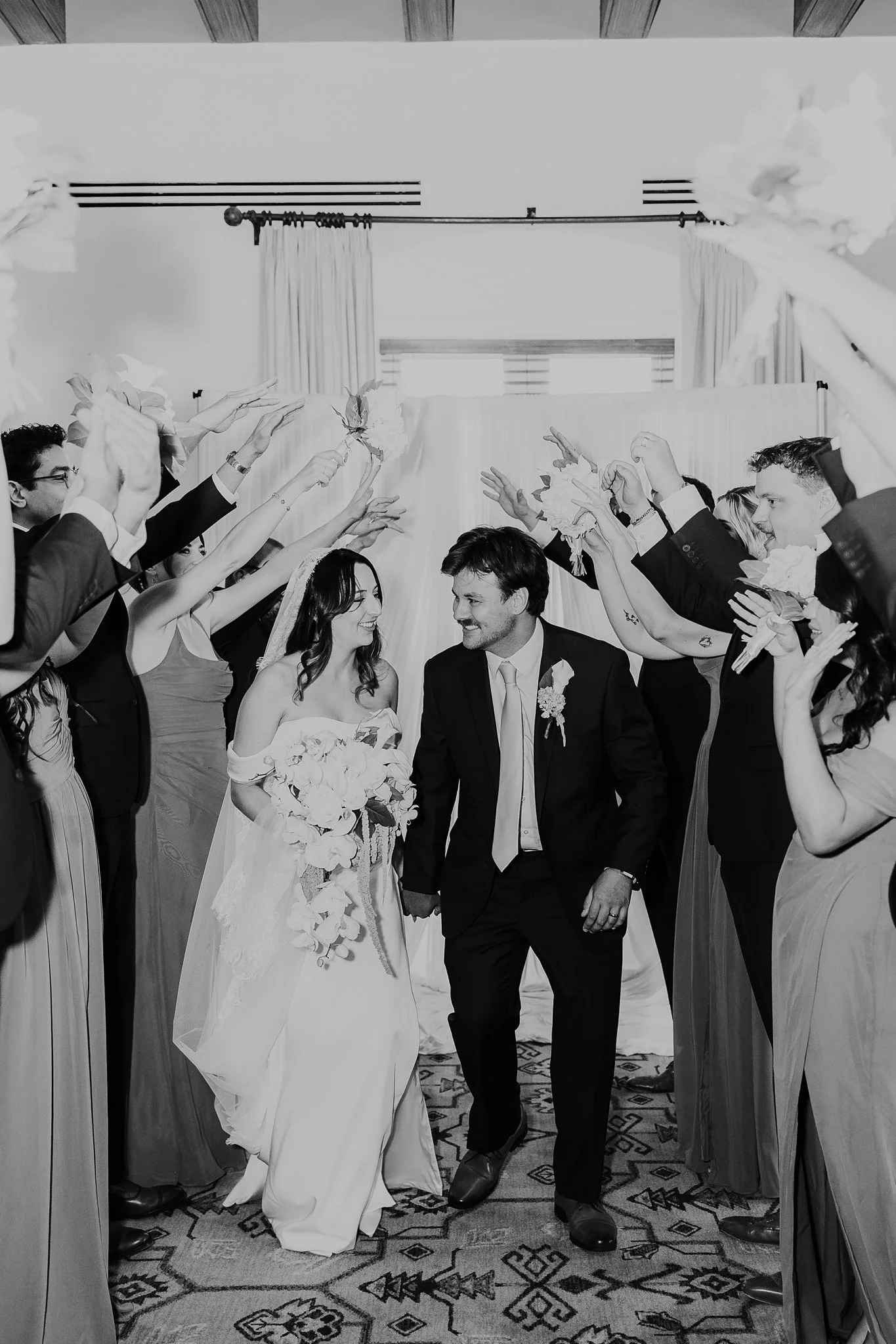 Alicia+lucia+photography+-+hotel+anadluz+-+hotel+andaluz+wedding+-+downtown+albuquerque+wedding_0080.jpg
