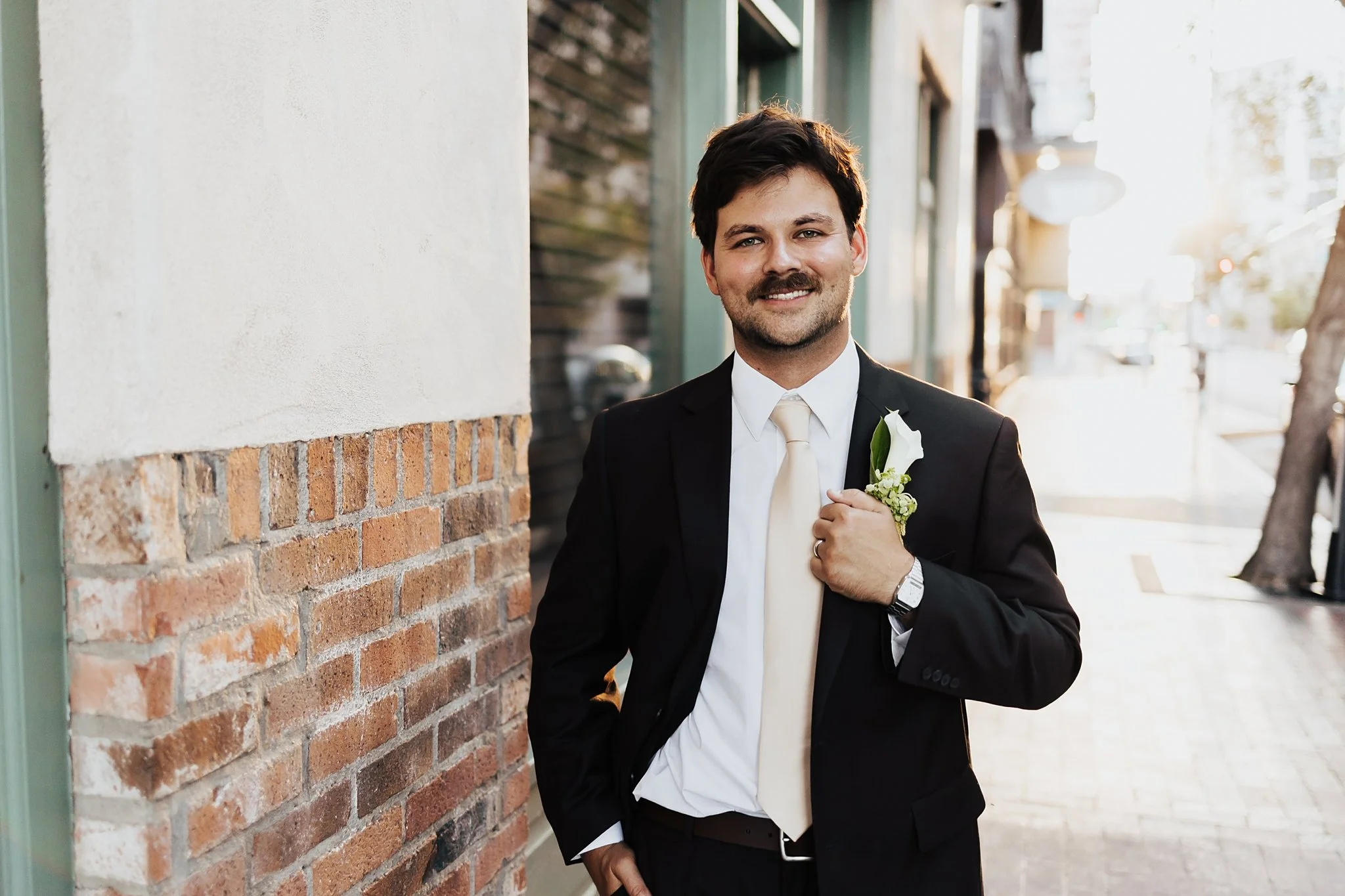 Alicia+lucia+photography+-+hotel+anadluz+-+hotel+andaluz+wedding+-+downtown+albuquerque+wedding_0110.jpg