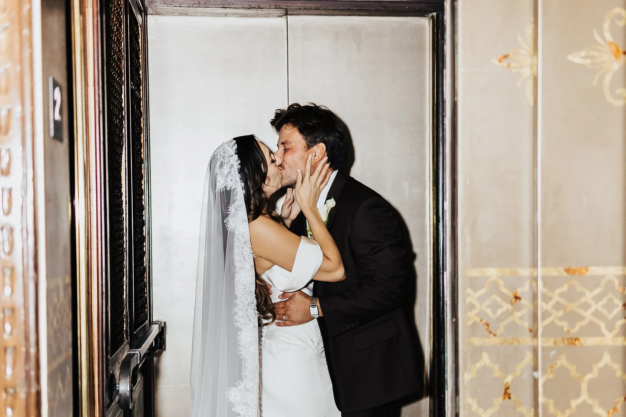 Alicia+lucia+photography+-+hotel+anadluz+-+hotel+andaluz+wedding+-+downtown+albuquerque+wedding_0120.jpg
