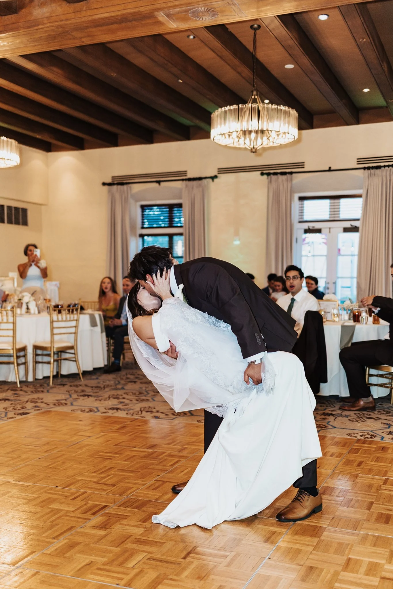 Alicia+lucia+photography+-+hotel+anadluz+-+hotel+andaluz+wedding+-+downtown+albuquerque+wedding_0152.jpg