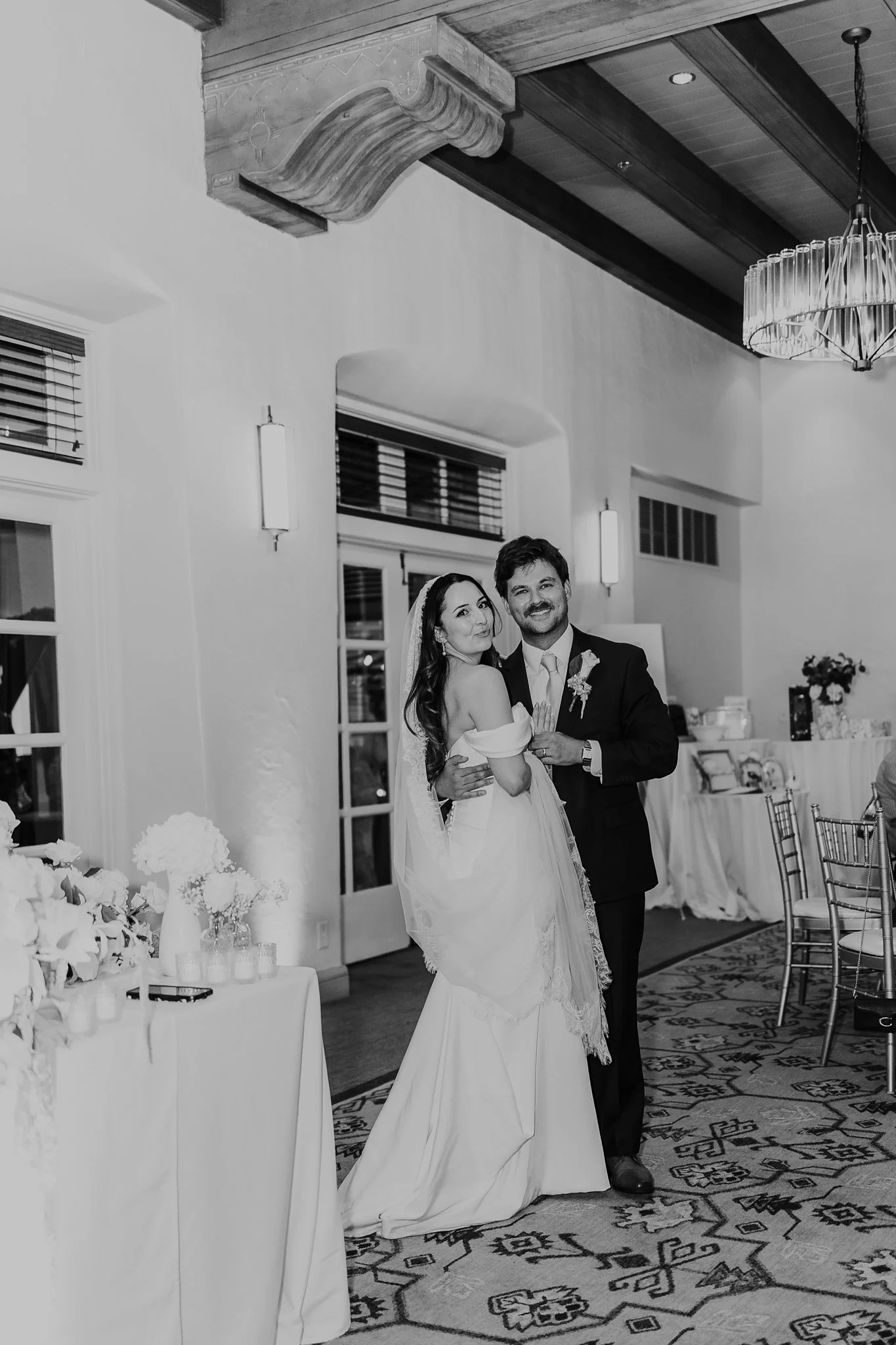 Alicia+lucia+photography+-+hotel+anadluz+-+hotel+andaluz+wedding+-+downtown+albuquerque+wedding_0155.jpg