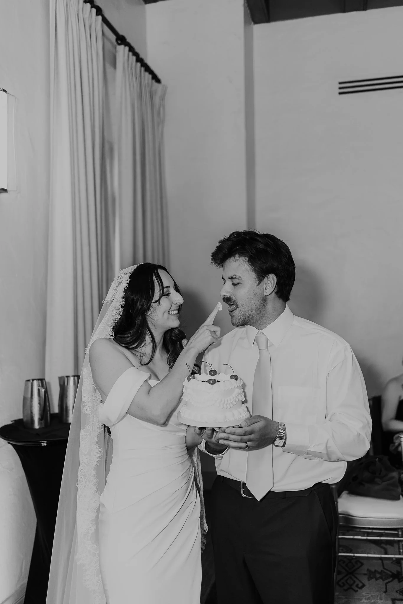 Alicia+lucia+photography+-+hotel+anadluz+-+hotel+andaluz+wedding+-+downtown+albuquerque+wedding_0167.jpg