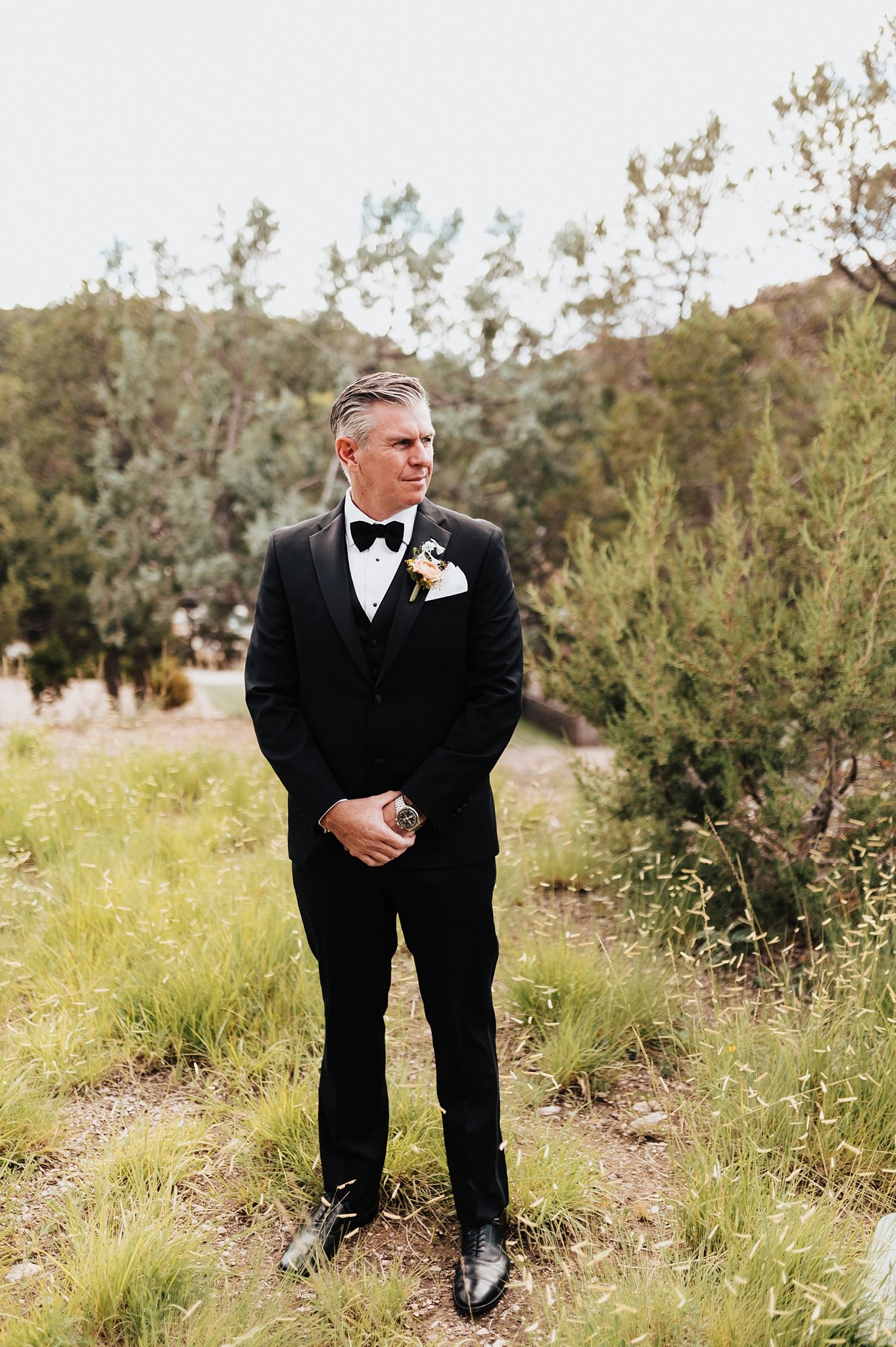 Alicia+lucia+photography+-+bishops+lodge+-+bishops+lodge+wedding+-+southwest+wedding_0025.jpg