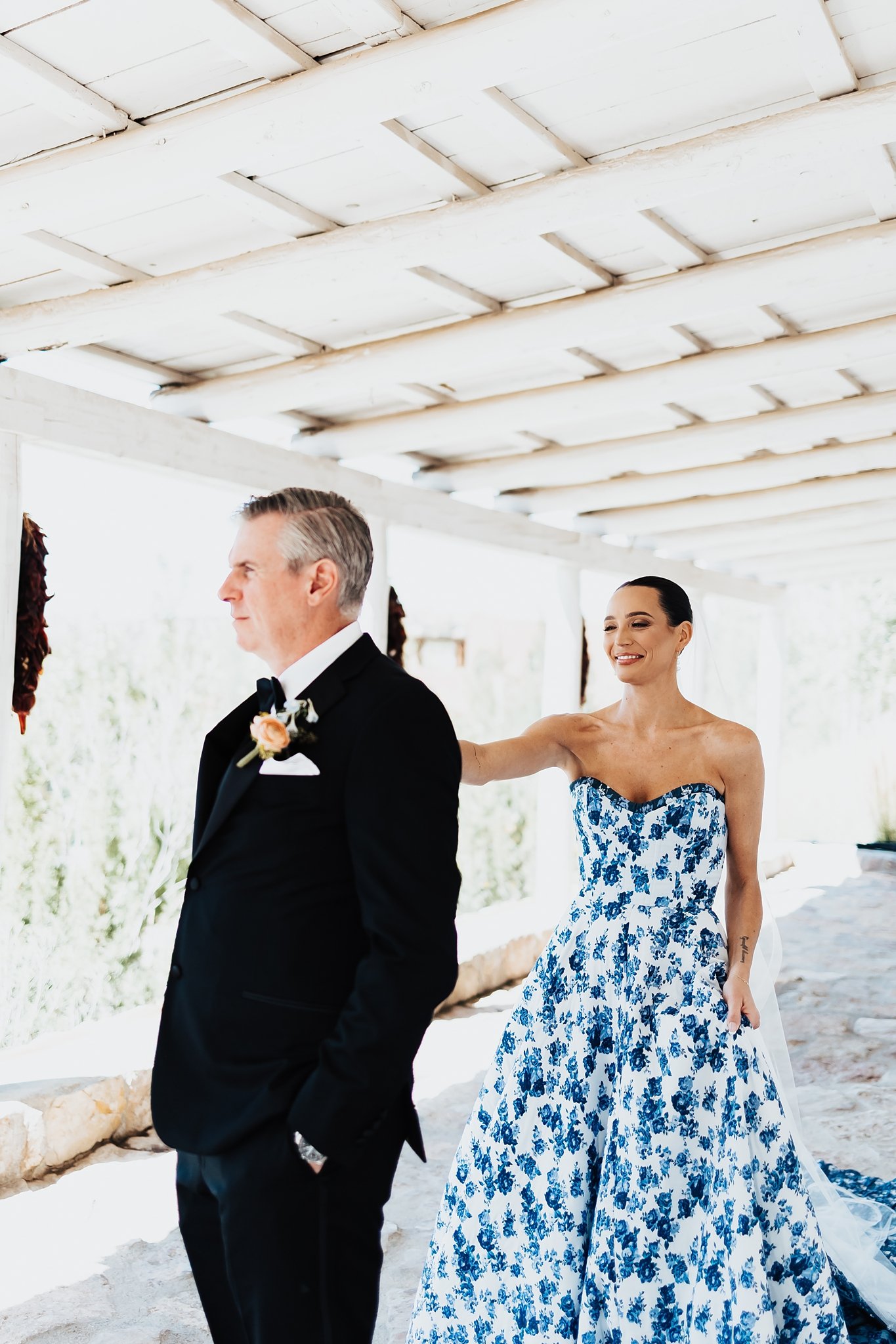 Alicia+lucia+photography+-+bishops+lodge+-+bishops+lodge+wedding+-+southwest+wedding_0026.jpg
