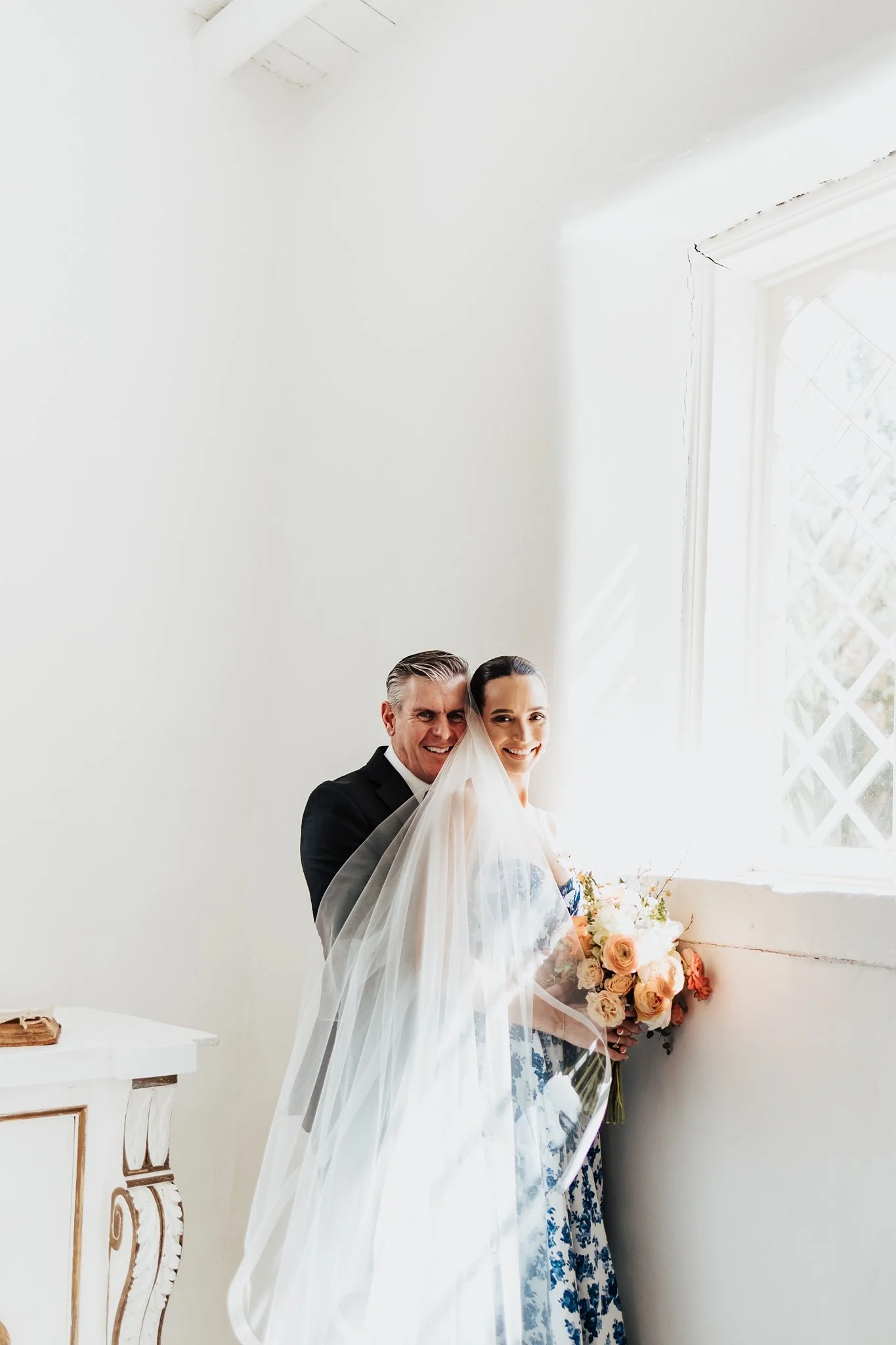 Alicia+lucia+photography+-+bishops+lodge+-+bishops+lodge+wedding+-+southwest+wedding_0045.jpg