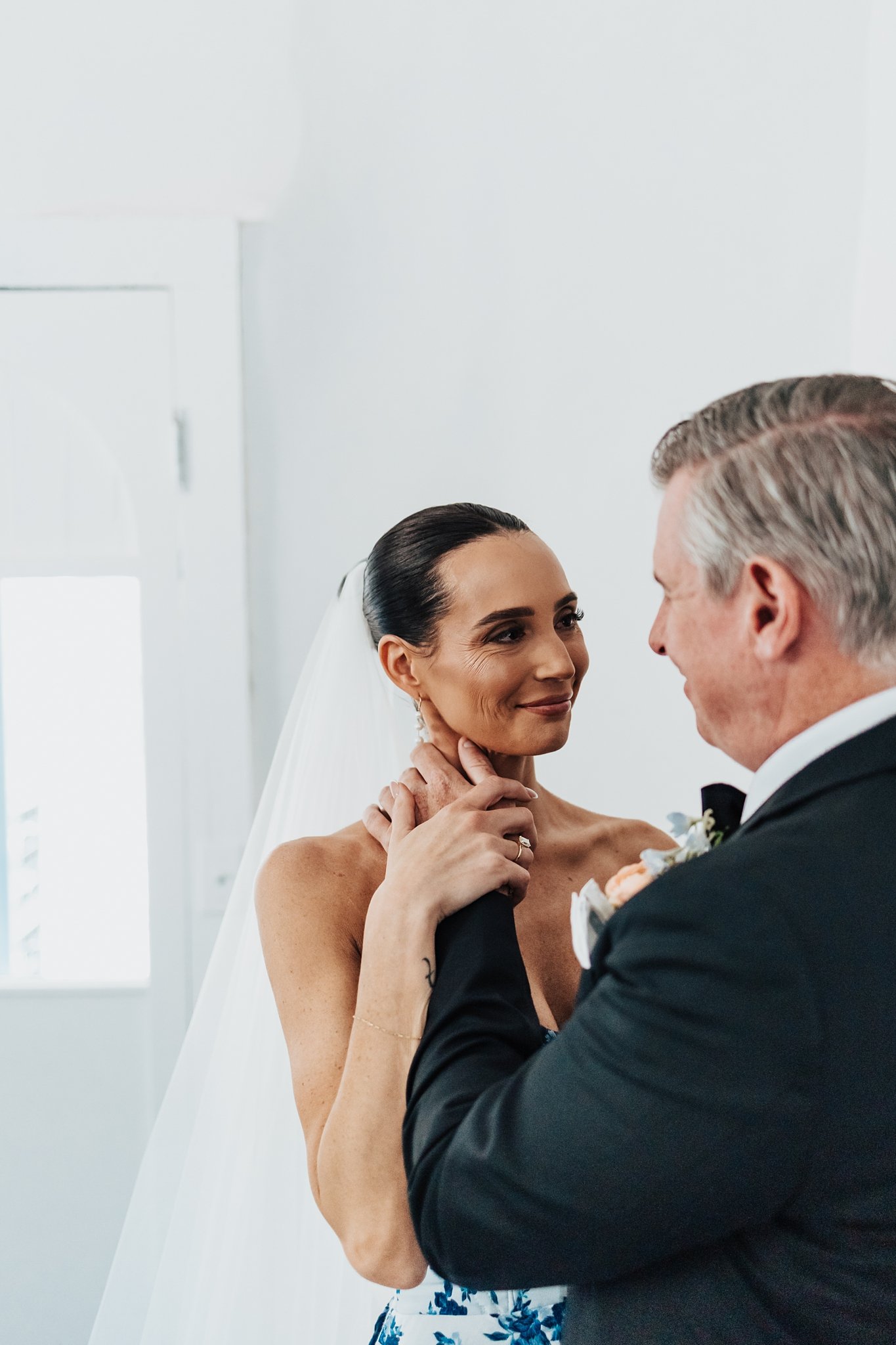 Alicia+lucia+photography+-+bishops+lodge+-+bishops+lodge+wedding+-+southwest+wedding_0054.jpg
