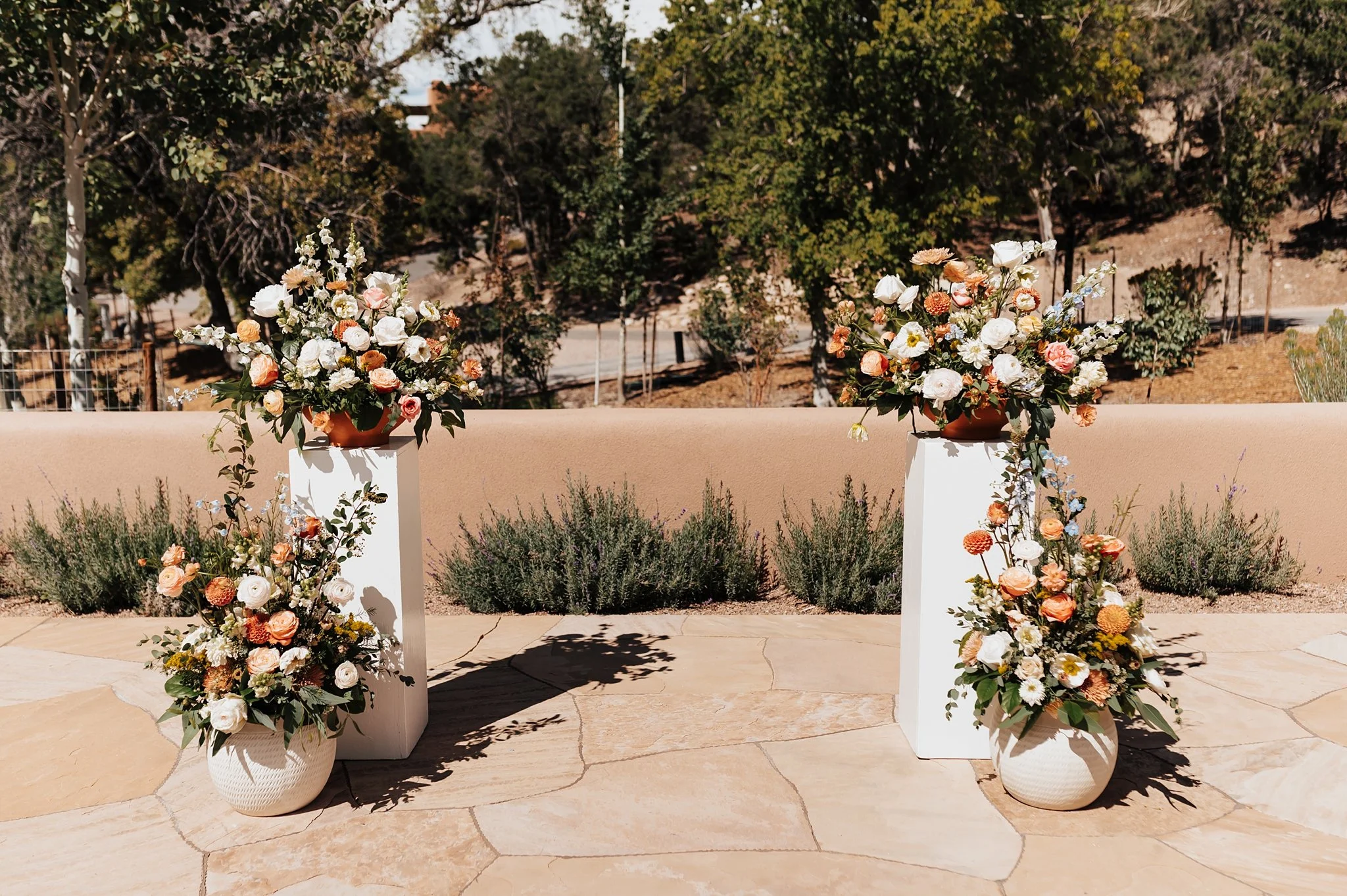 Alicia+lucia+photography+-+bishops+lodge+-+bishops+lodge+wedding+-+southwest+wedding_0055.jpg
