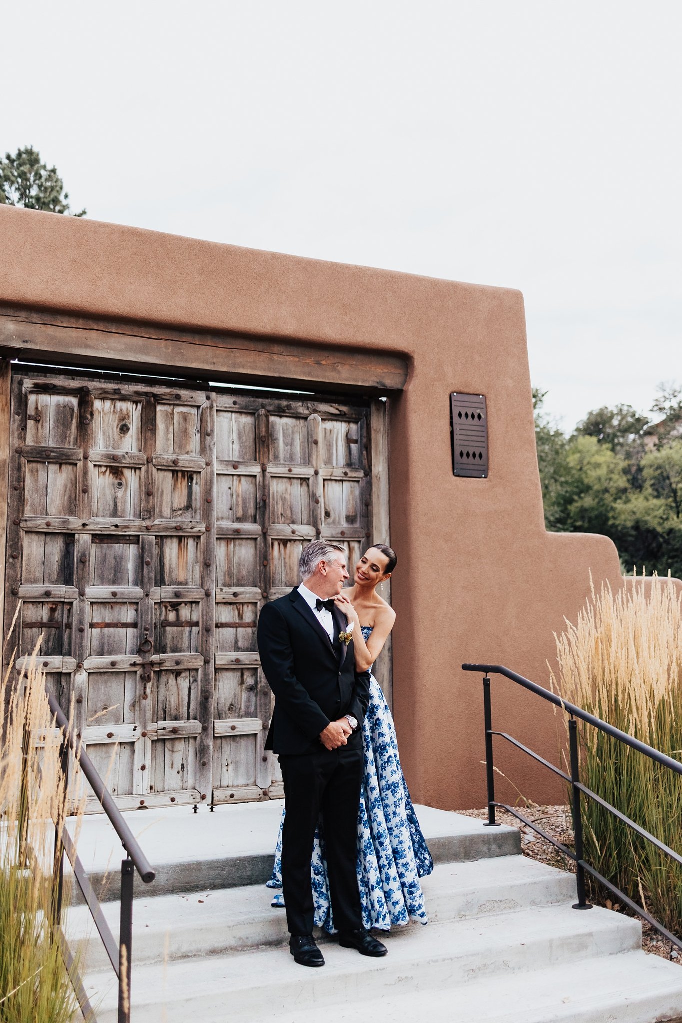 Alicia+lucia+photography+-+bishops+lodge+-+bishops+lodge+wedding+-+southwest+wedding_0082.jpg