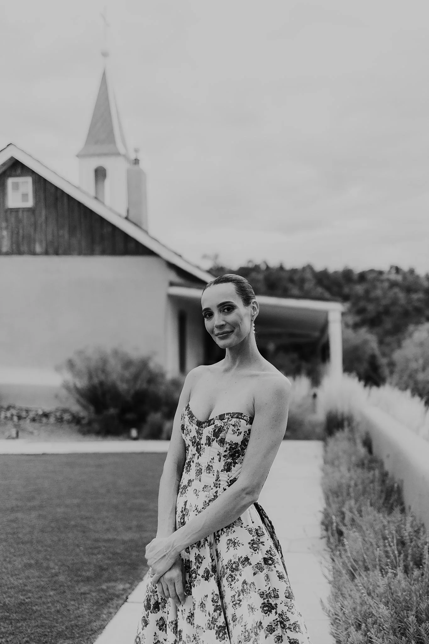 Alicia+lucia+photography+-+bishops+lodge+-+bishops+lodge+wedding+-+southwest+wedding_0105.jpg