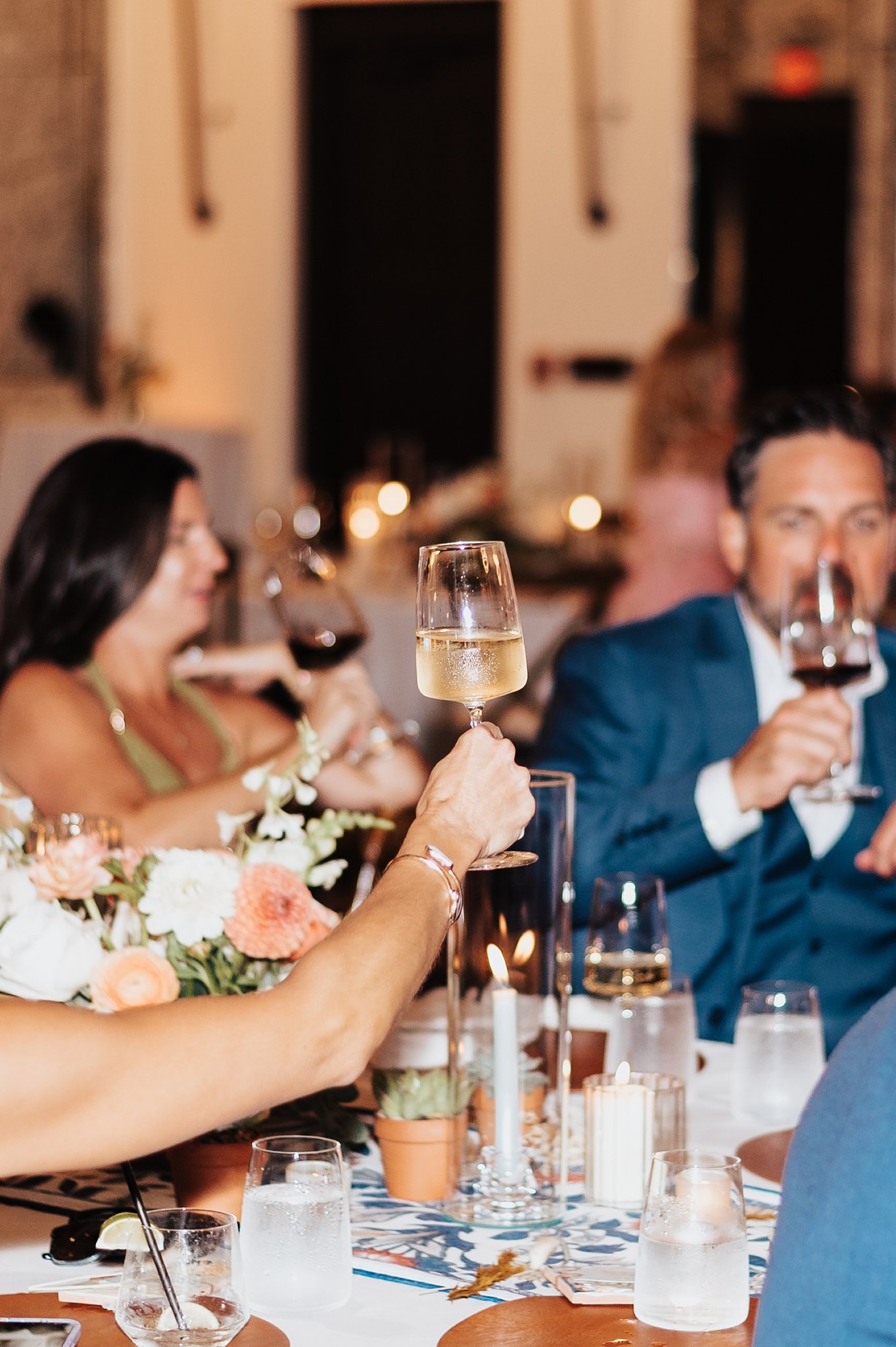 Alicia+lucia+photography+-+bishops+lodge+-+bishops+lodge+wedding+-+southwest+wedding_0138.jpg