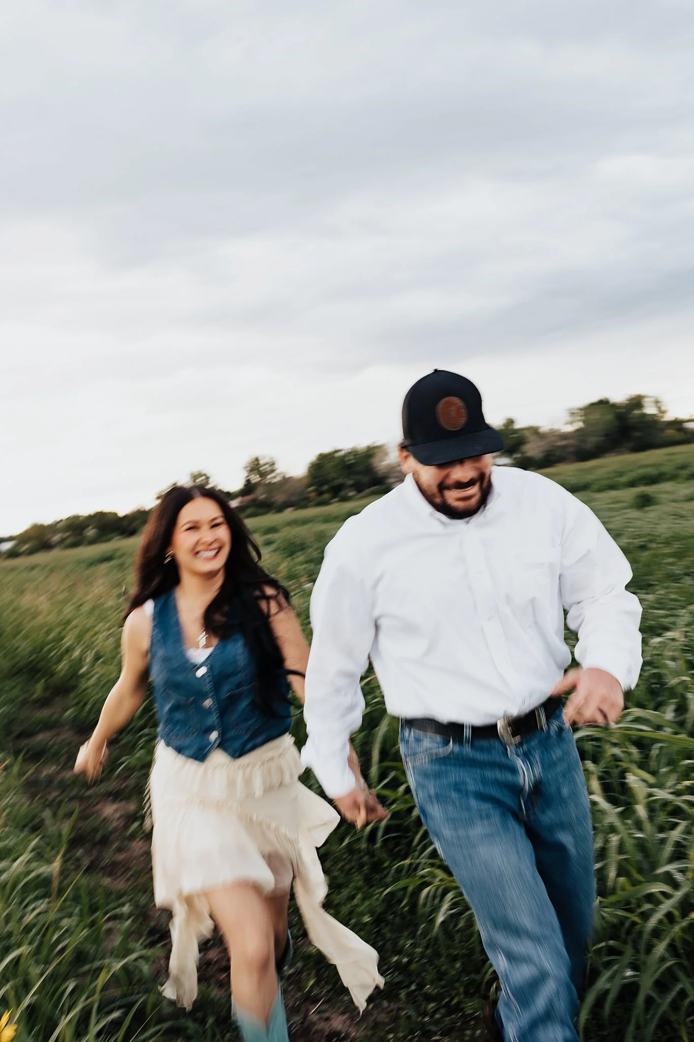 Alicia+lucia+photography+-+southwest+engagement+-+new+mexico+engagement+-+western+engagement_0023.jpg