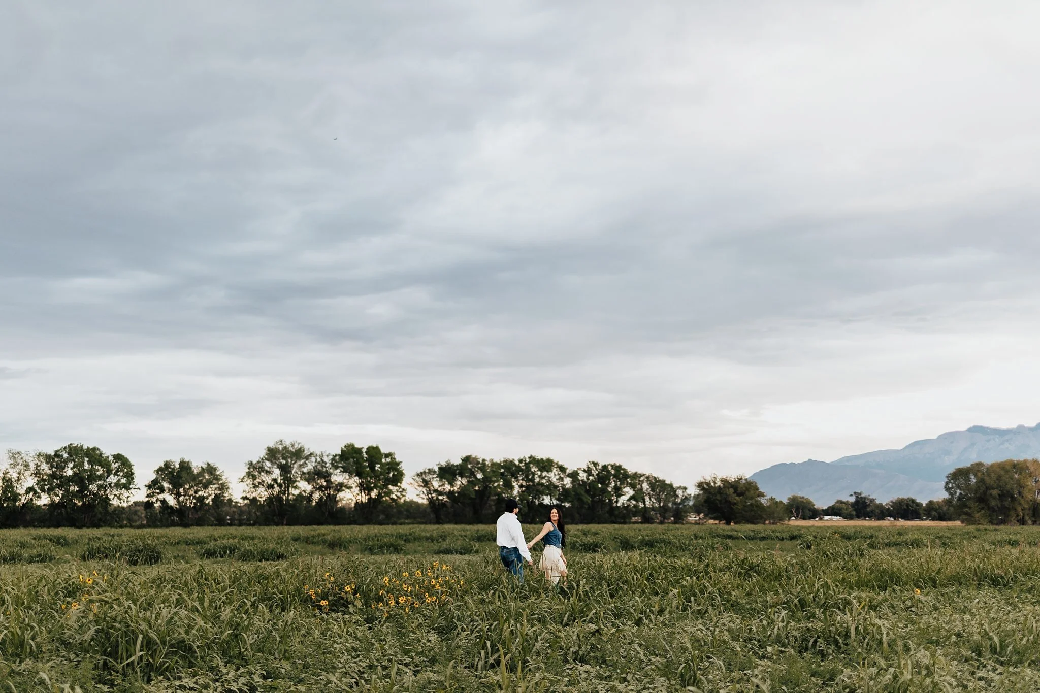 Alicia+lucia+photography+-+southwest+engagement+-+new+mexico+engagement+-+western+engagement_0040.jpg