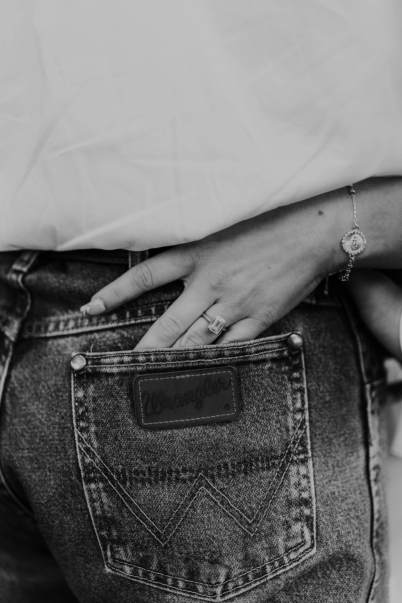 Alicia+lucia+photography+-+southwest+engagement+-+new+mexico+engagement+-+western+engagement_0053.jpg