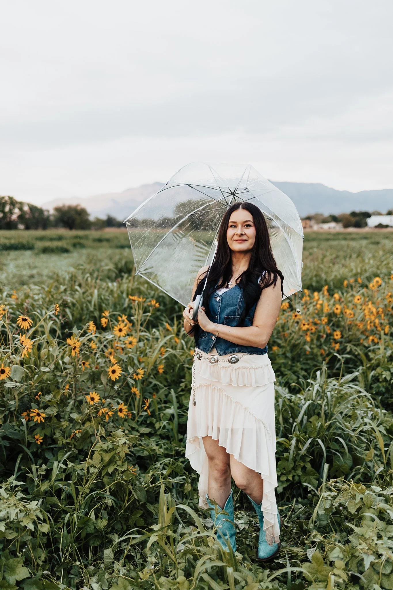 Alicia+lucia+photography+-+southwest+engagement+-+new+mexico+engagement+-+western+engagement_0061.jpg
