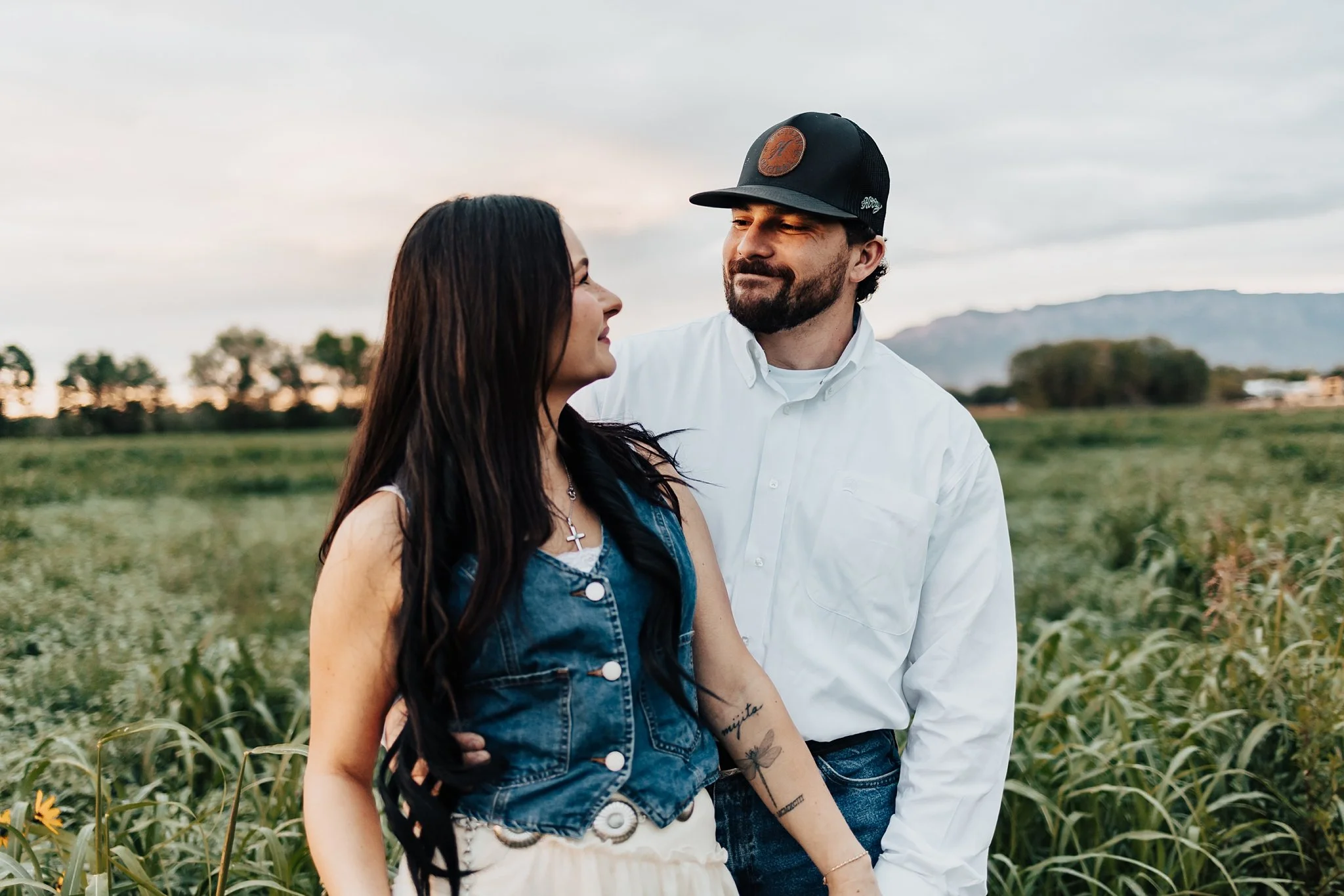 Alicia+lucia+photography+-+southwest+engagement+-+new+mexico+engagement+-+western+engagement_0072.jpg