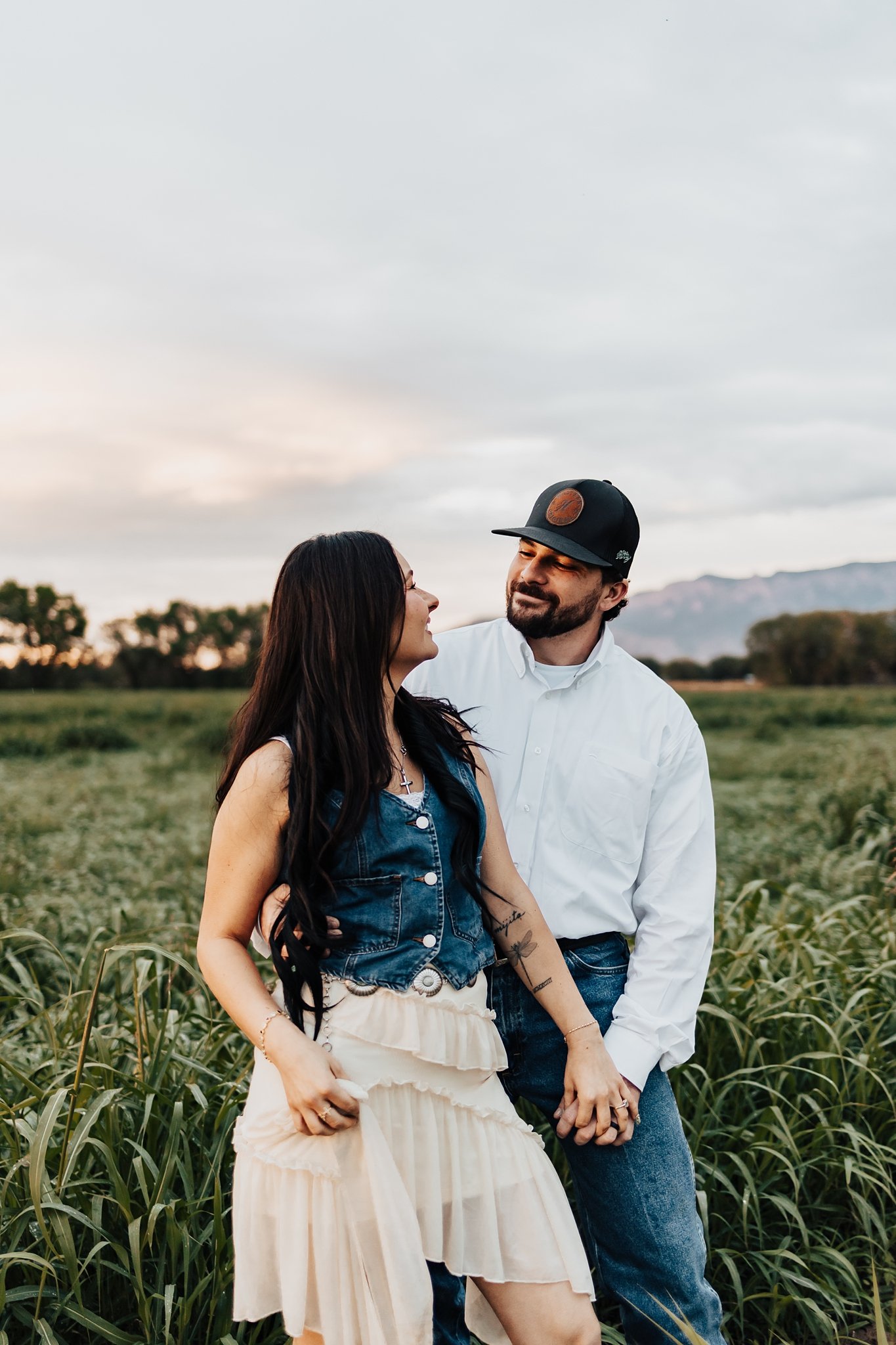 Alicia+lucia+photography+-+southwest+engagement+-+new+mexico+engagement+-+western+engagement_0073.jpg