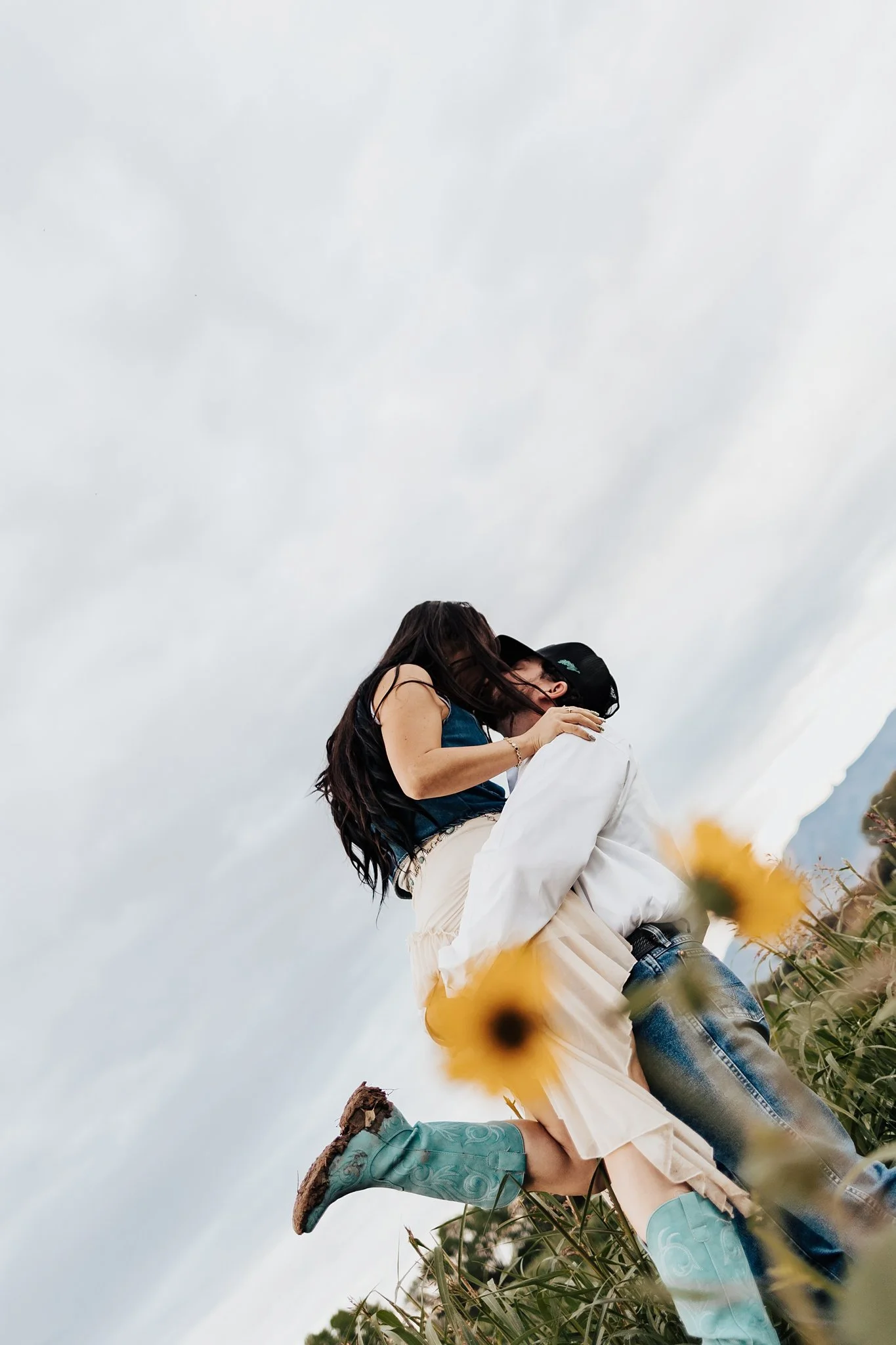 Alicia+lucia+photography+-+southwest+engagement+-+new+mexico+engagement+-+western+engagement_0084.jpg