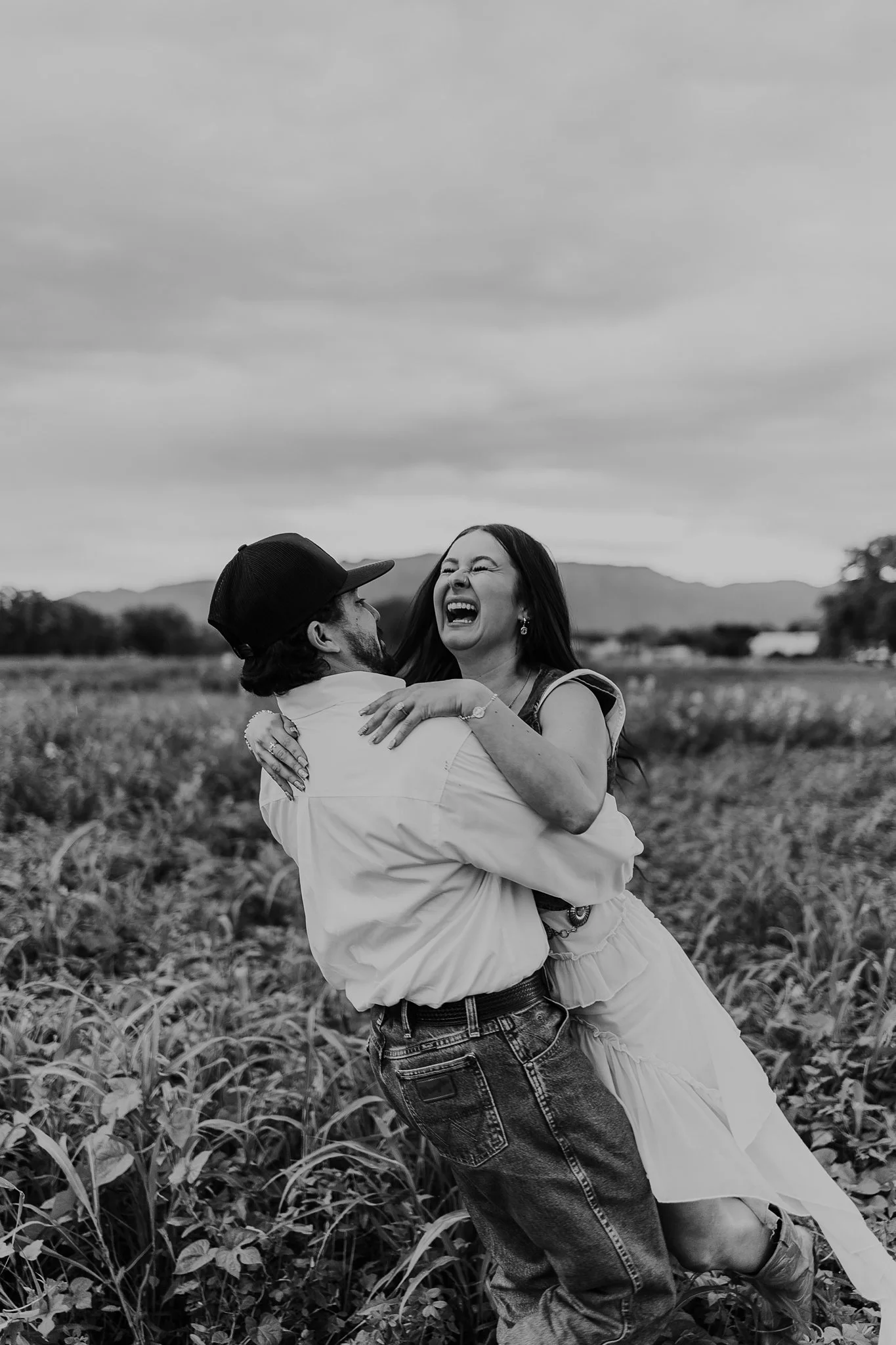 Alicia+lucia+photography+-+southwest+engagement+-+new+mexico+engagement+-+western+engagement_0088.jpg