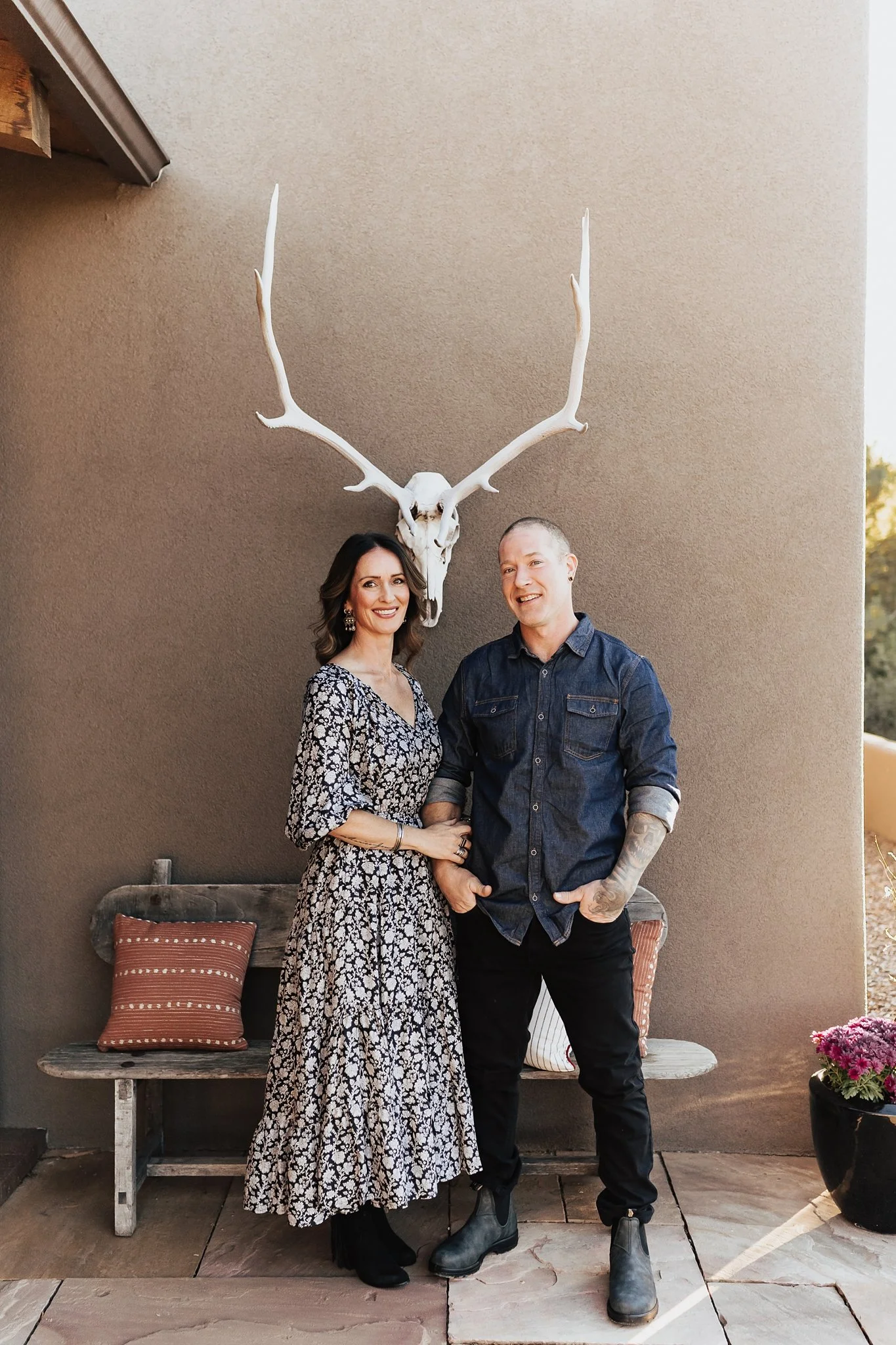 Alicia+lucia+photography+-+desert+engagement+-+southwest+engagement+-+santa+fe+wedding_0023.jpg