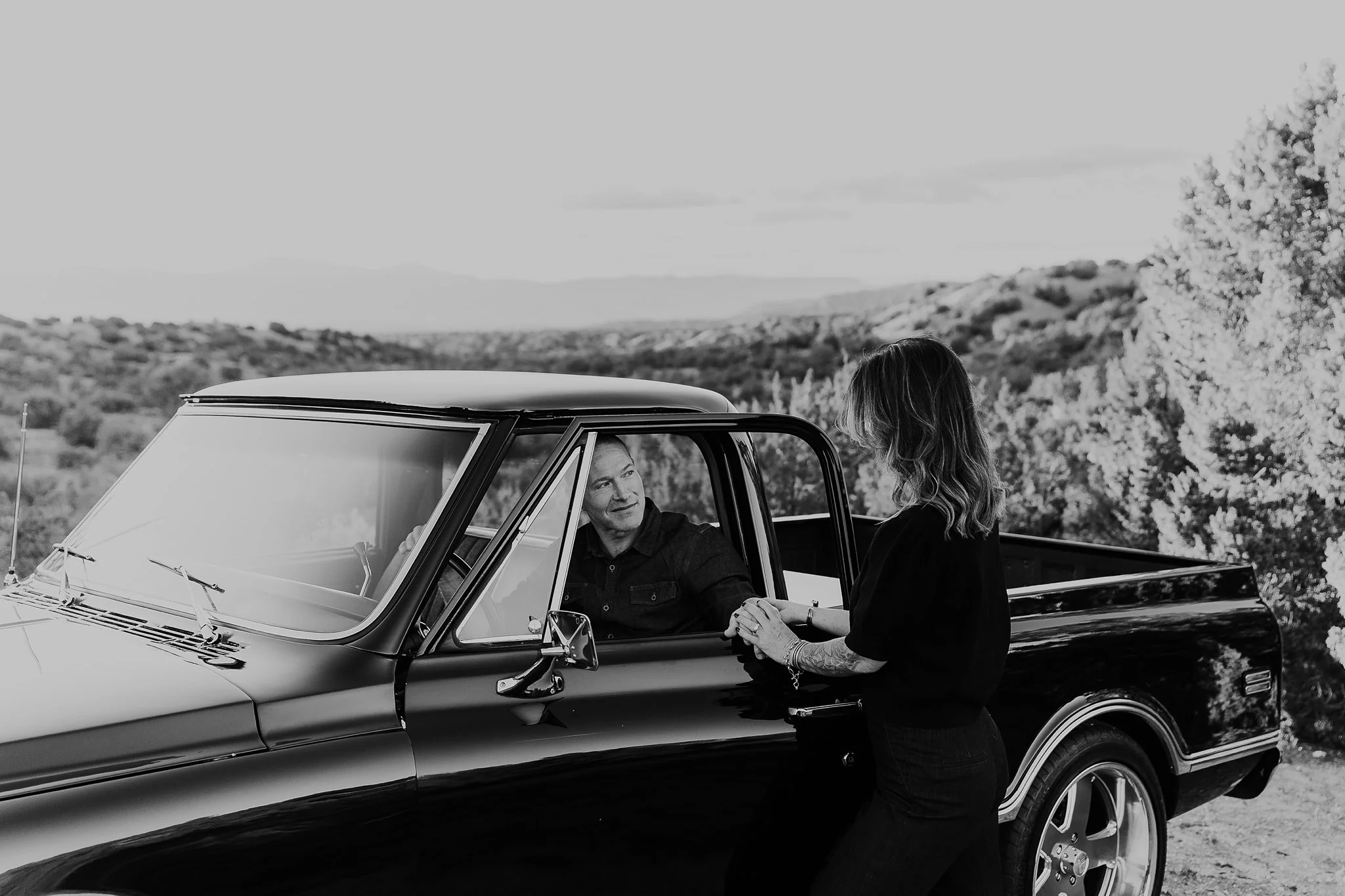 Alicia+lucia+photography+-+desert+engagement+-+southwest+engagement+-+santa+fe+wedding_0044.jpg
