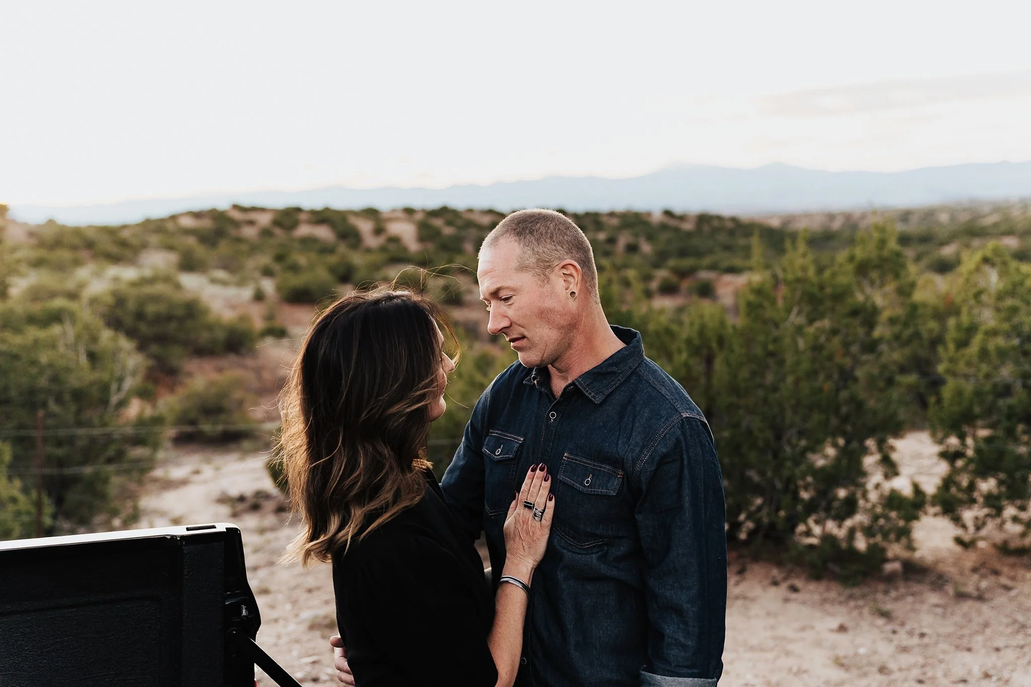 Alicia+lucia+photography+-+desert+engagement+-+southwest+engagement+-+santa+fe+wedding_0051.jpg