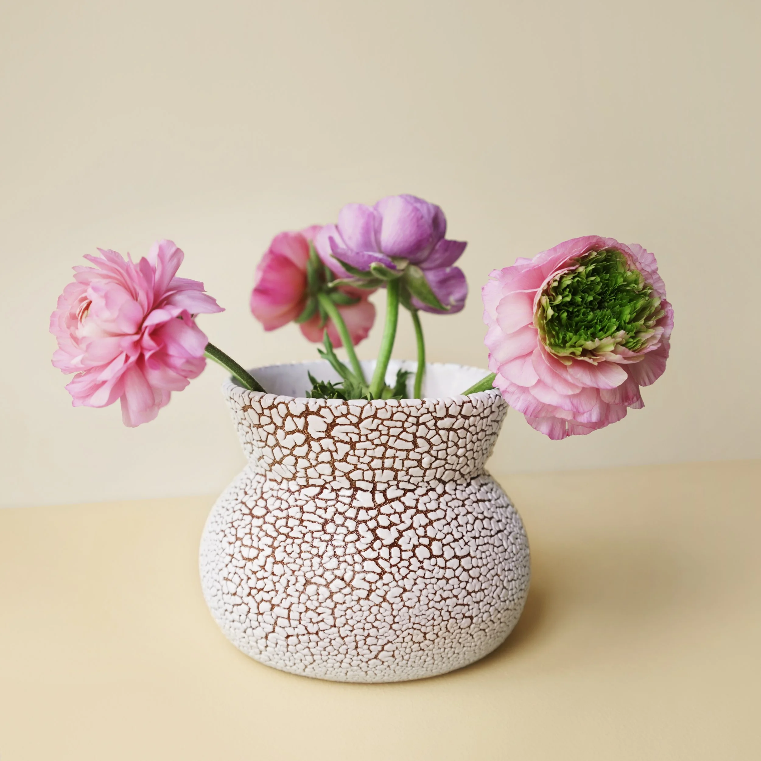 crackle vase (angled)