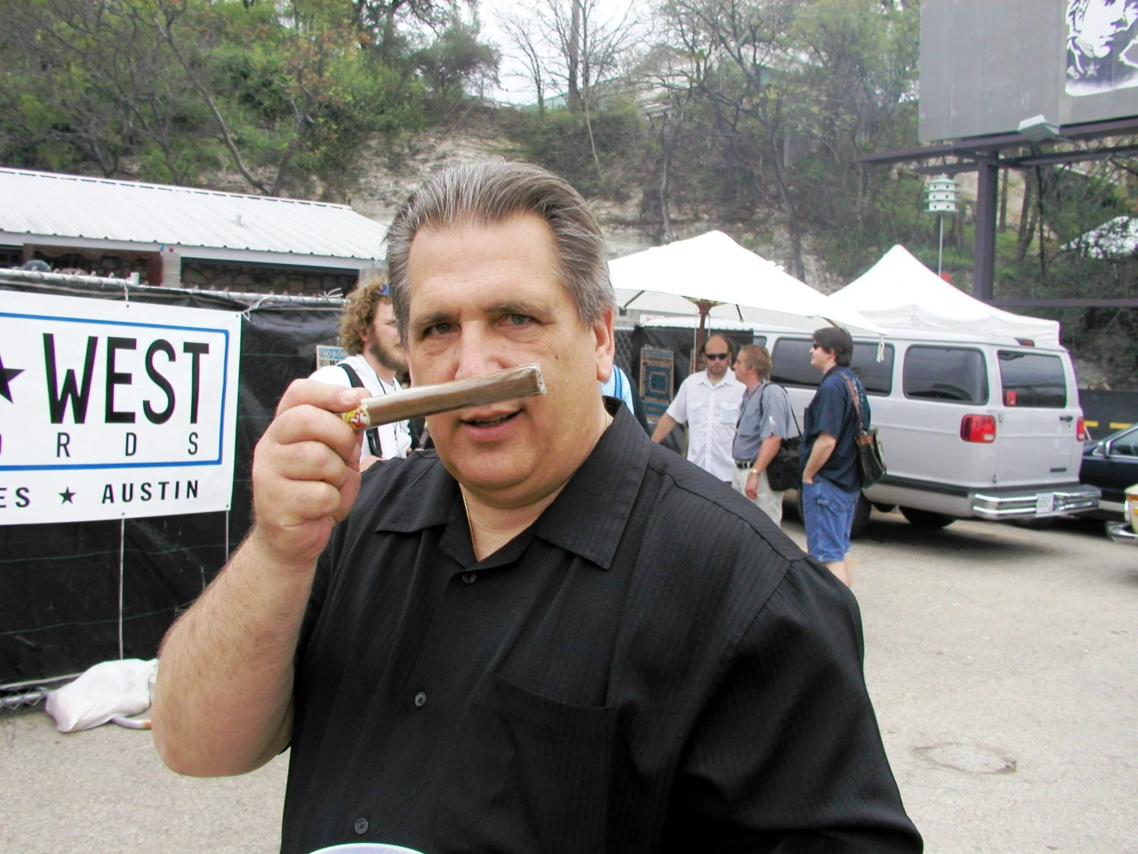 Jeff Cook w new cigar.jpg