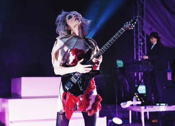 080St. Vincent by Nicole Fara Silver.JPG