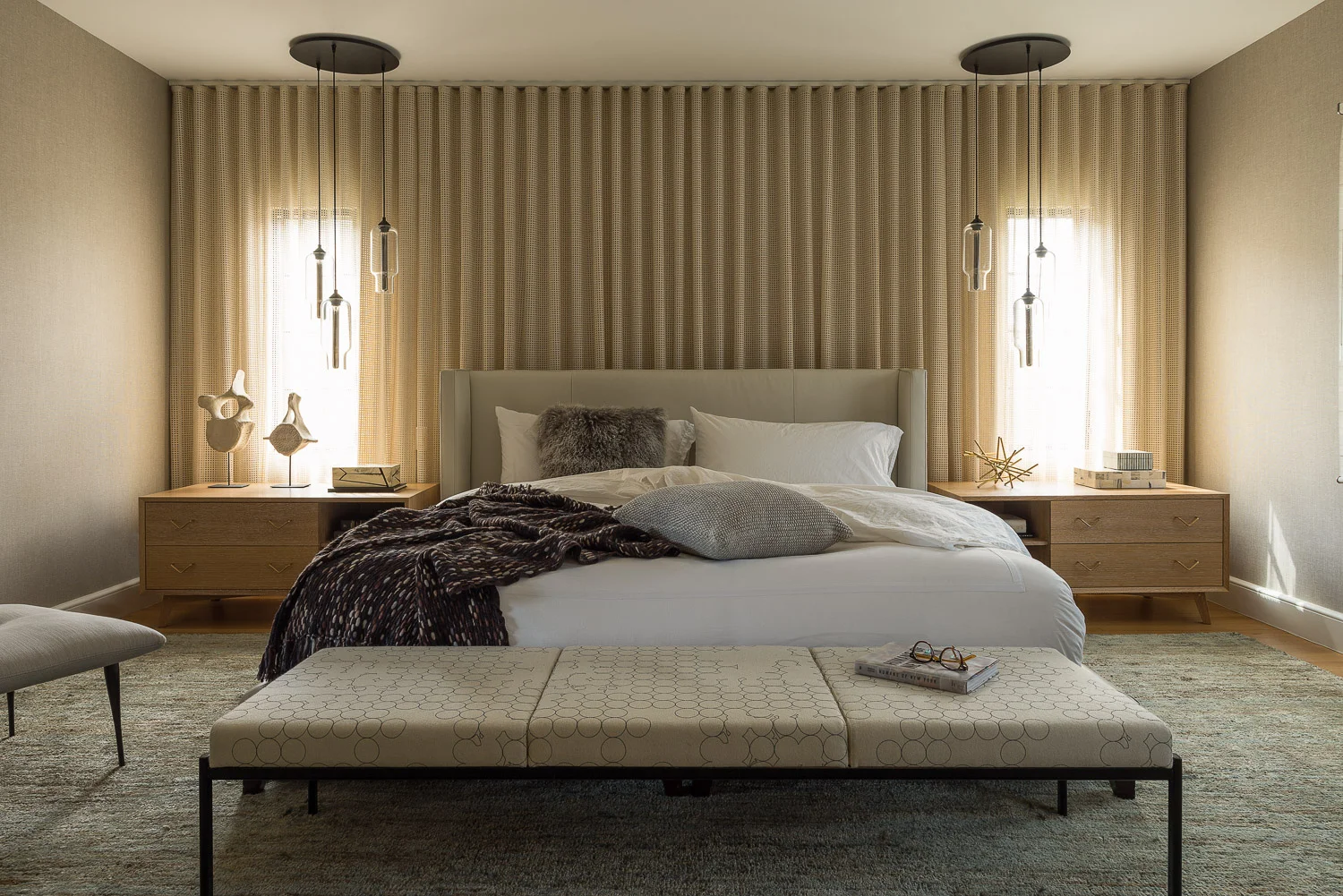 Hacin+Associates / Newton Tudor