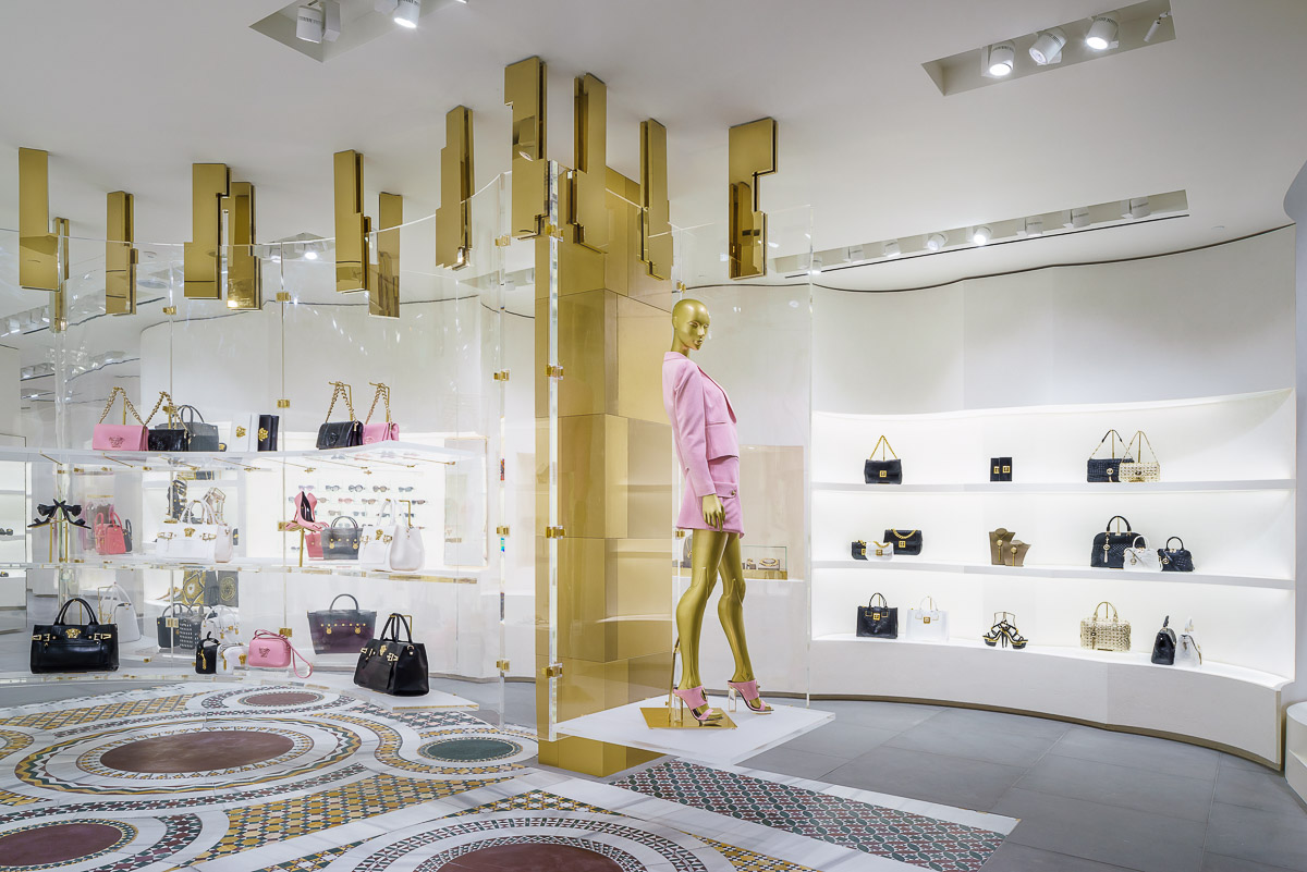 VERSACE_PR-1580-Edit8008.jpg