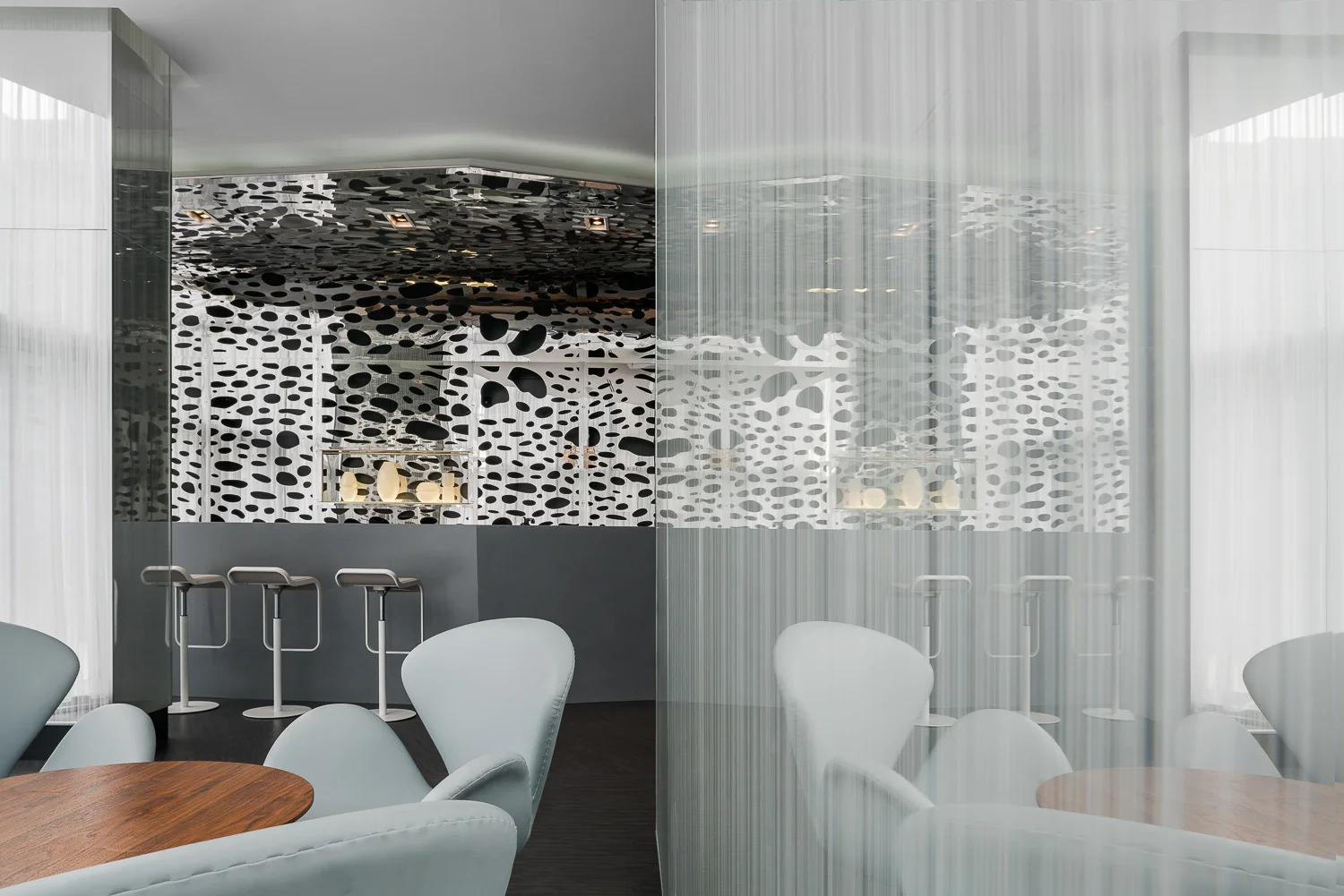 Studio Munge / Ice Condo / Toronto