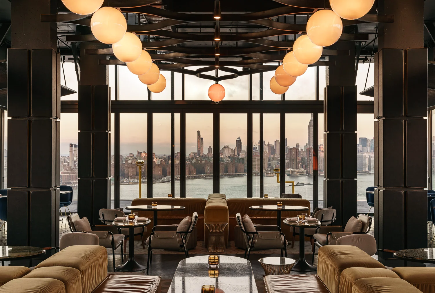 StudioMunge_WilliamValeHotel_©MichaelStavaridis--2.jpg