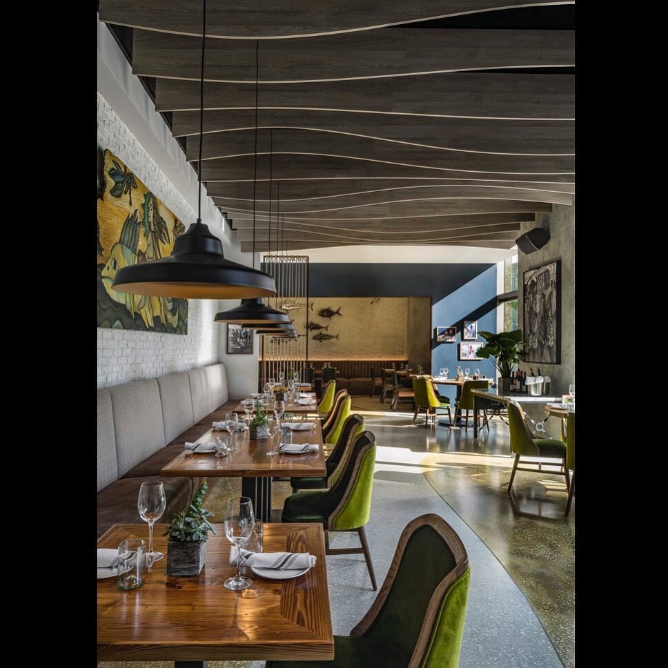 It was great working with @studioidc on the Miami oyster institution @riveroysterbar. Styling : @peggy_chase_jordao