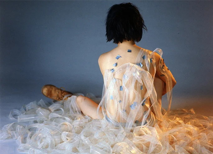 Gaze, 2004