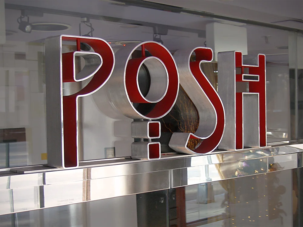 ENTRANCE HEADER - POSH