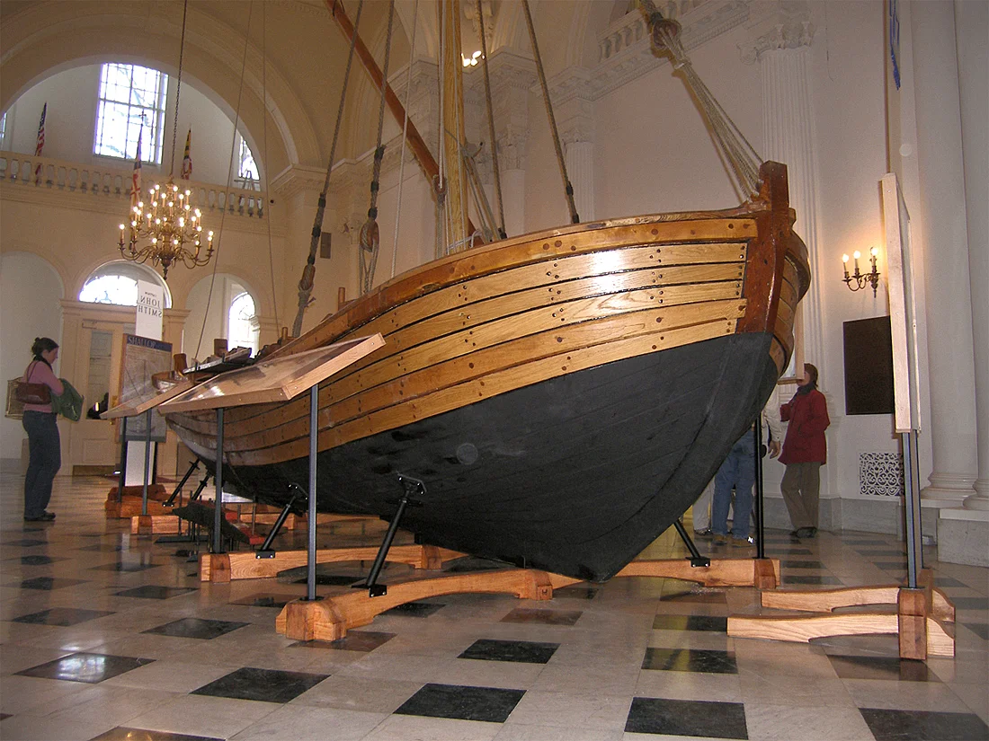 BOAT STAND - SULTANA YACHT PROJECTS