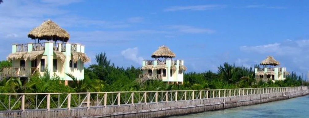 Thatch Caye Celebrates with Special Rates