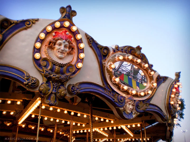 carousel-01.jpg